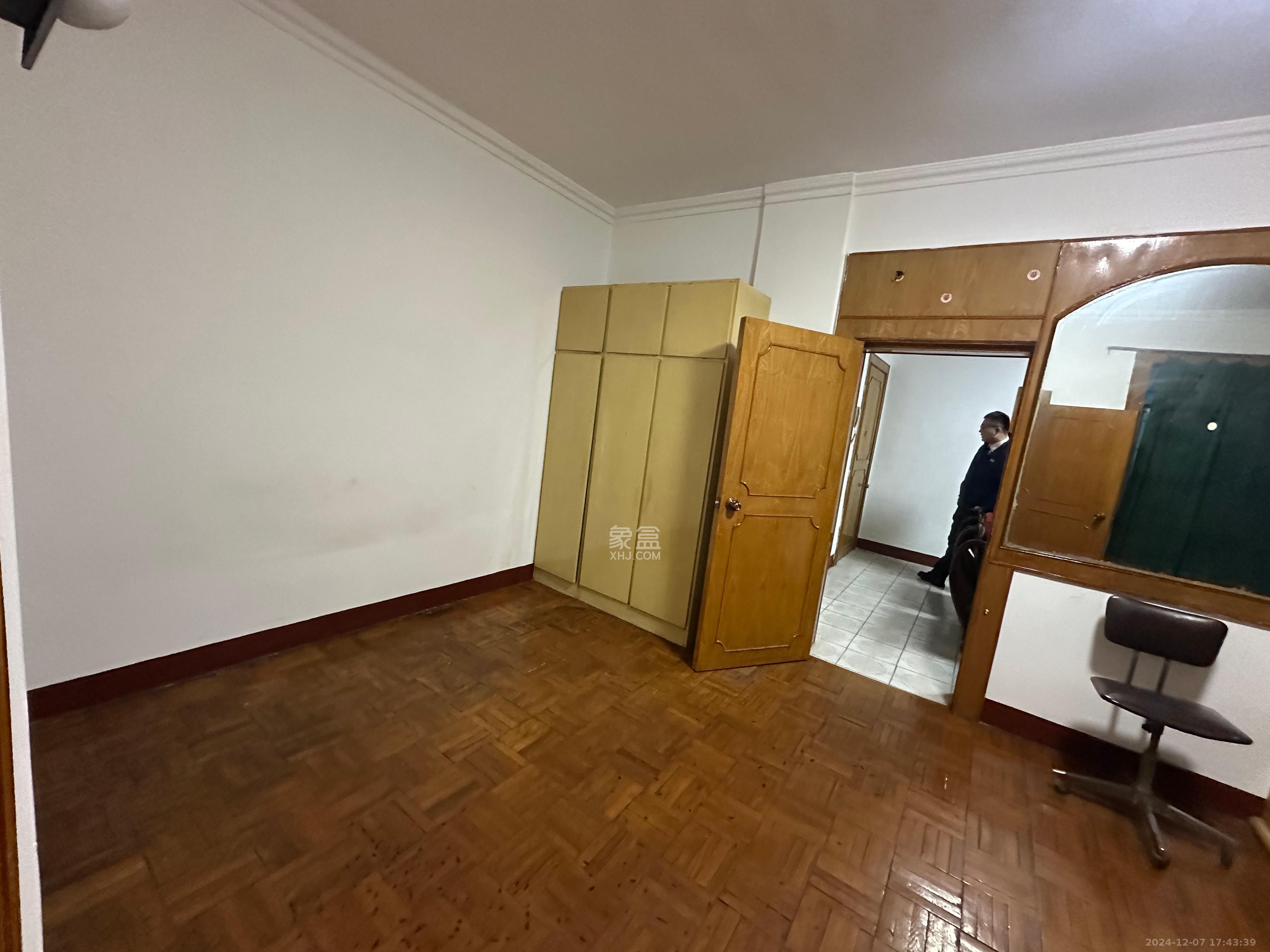 湘农桥社区 2室1厅1卫 2200.0元/月 湘农桥社区 2室1厅1卫 2200.0元/月室内图