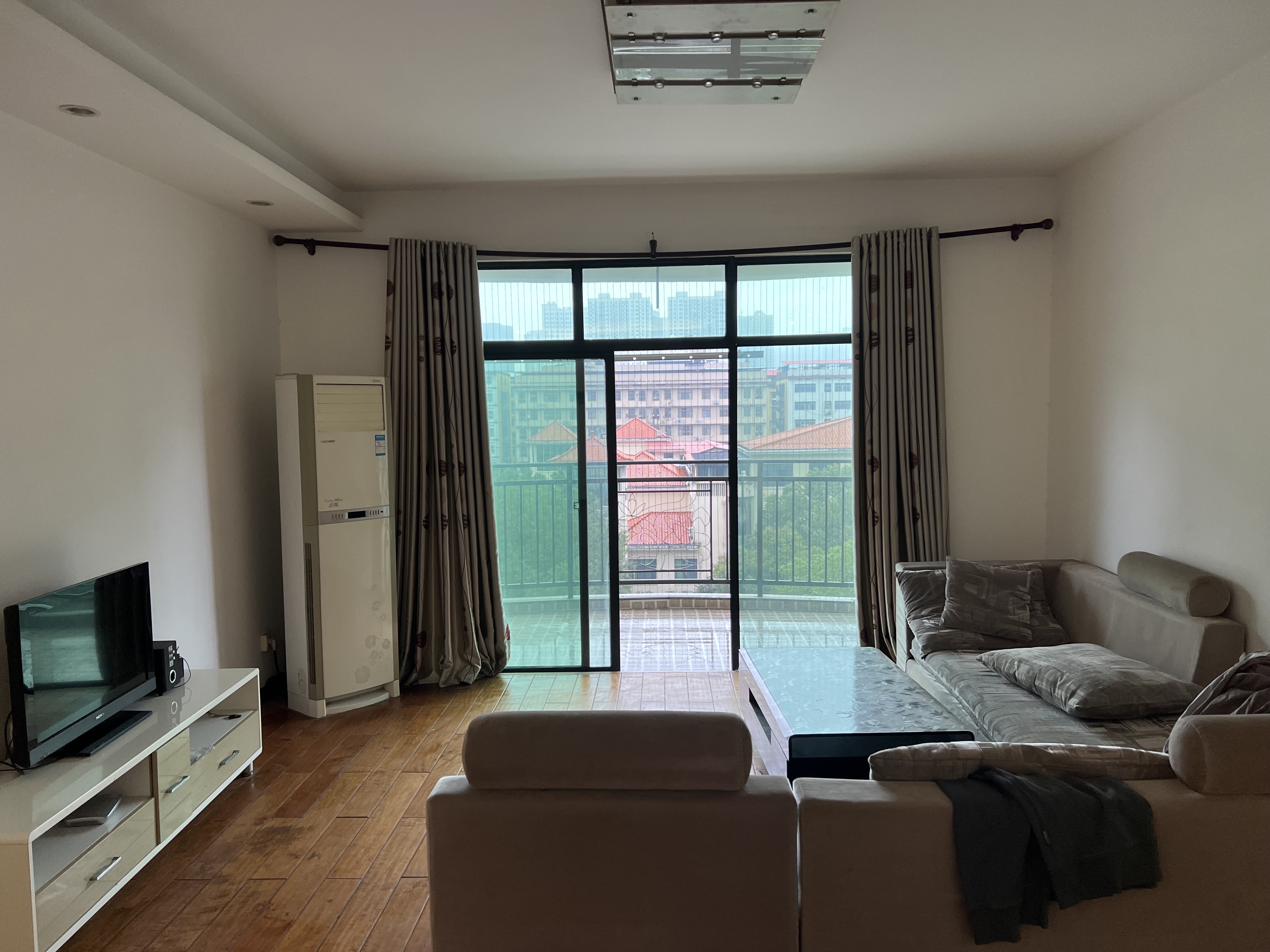 水映豪廷(一,二,三期) 1室0厅0卫 1800.0元/月 水映豪廷(一,二,三期) 1室0厅0卫 1800.0元/月户型图