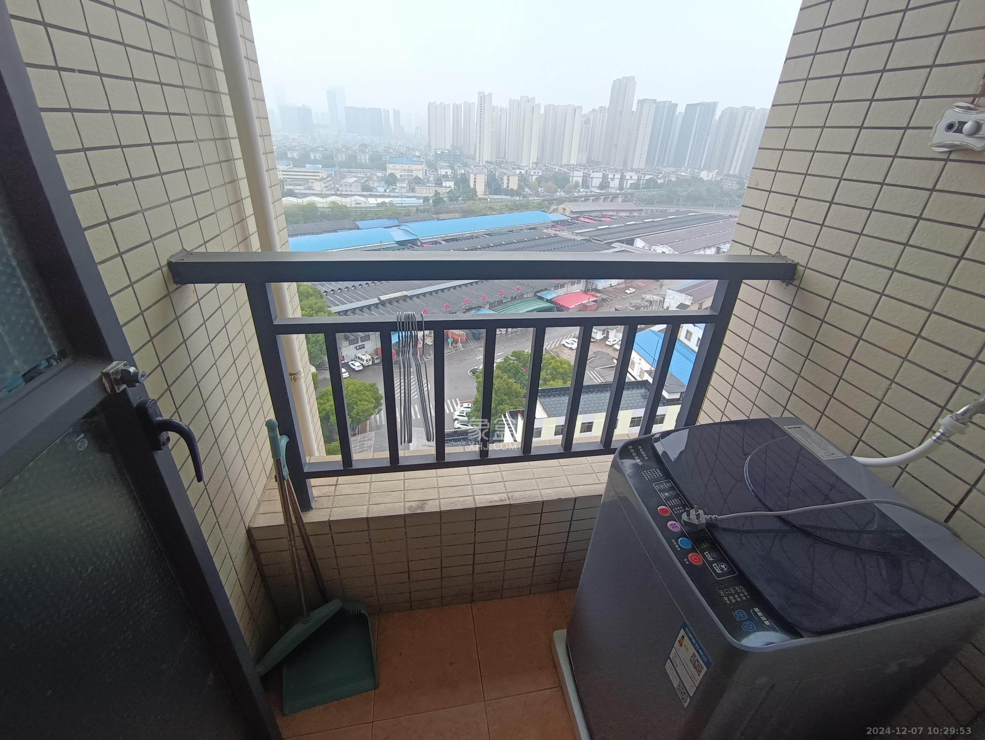兰亭优壳（隽峰苑）  1室1厅1卫   1400.00元/月室内图