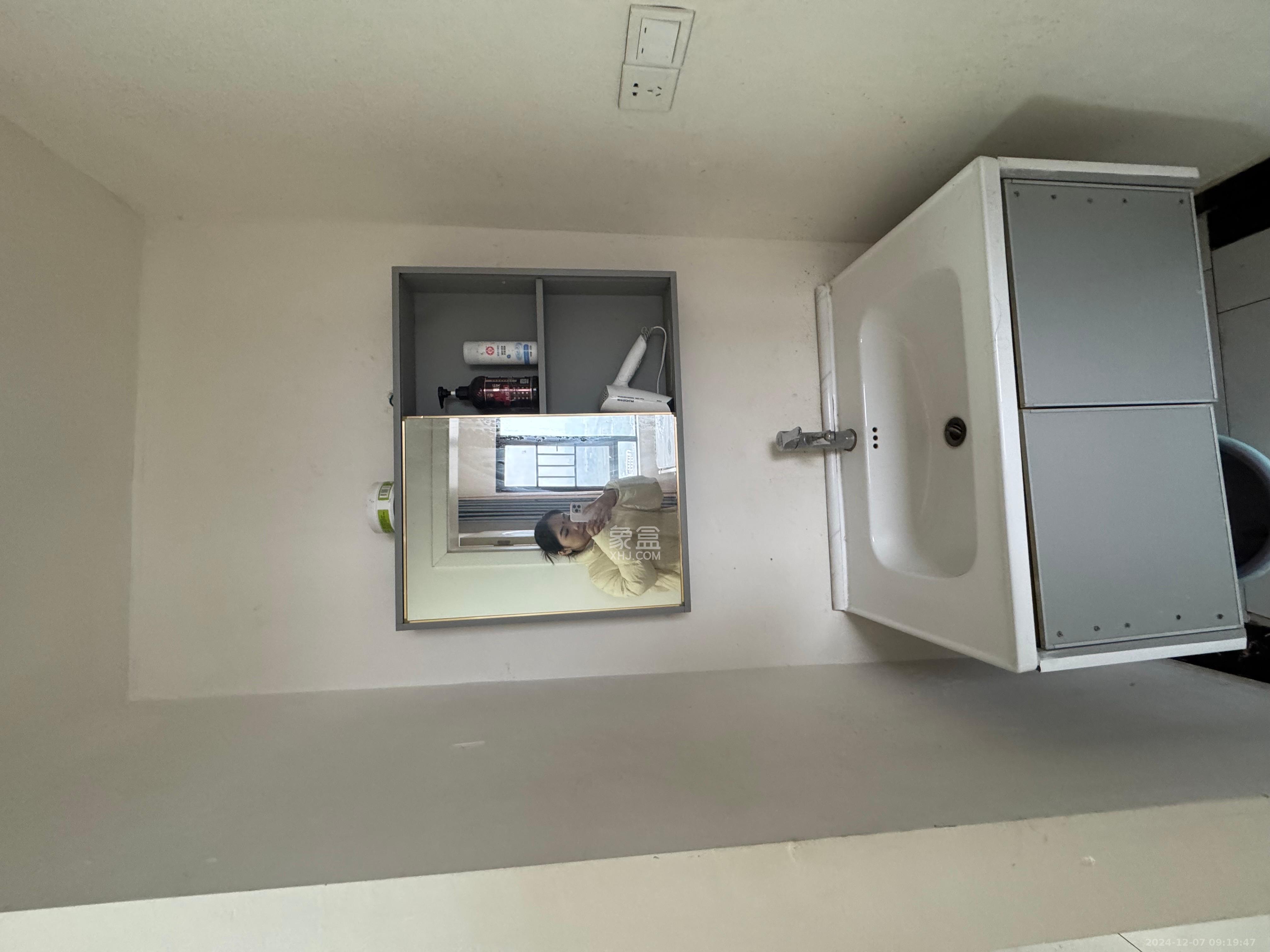 阳光城尚东湾青云苑  4室2厅2卫    2500.0元/月 阳光城尚东湾青云苑  4室2厅2卫    2500.0元/月室内图