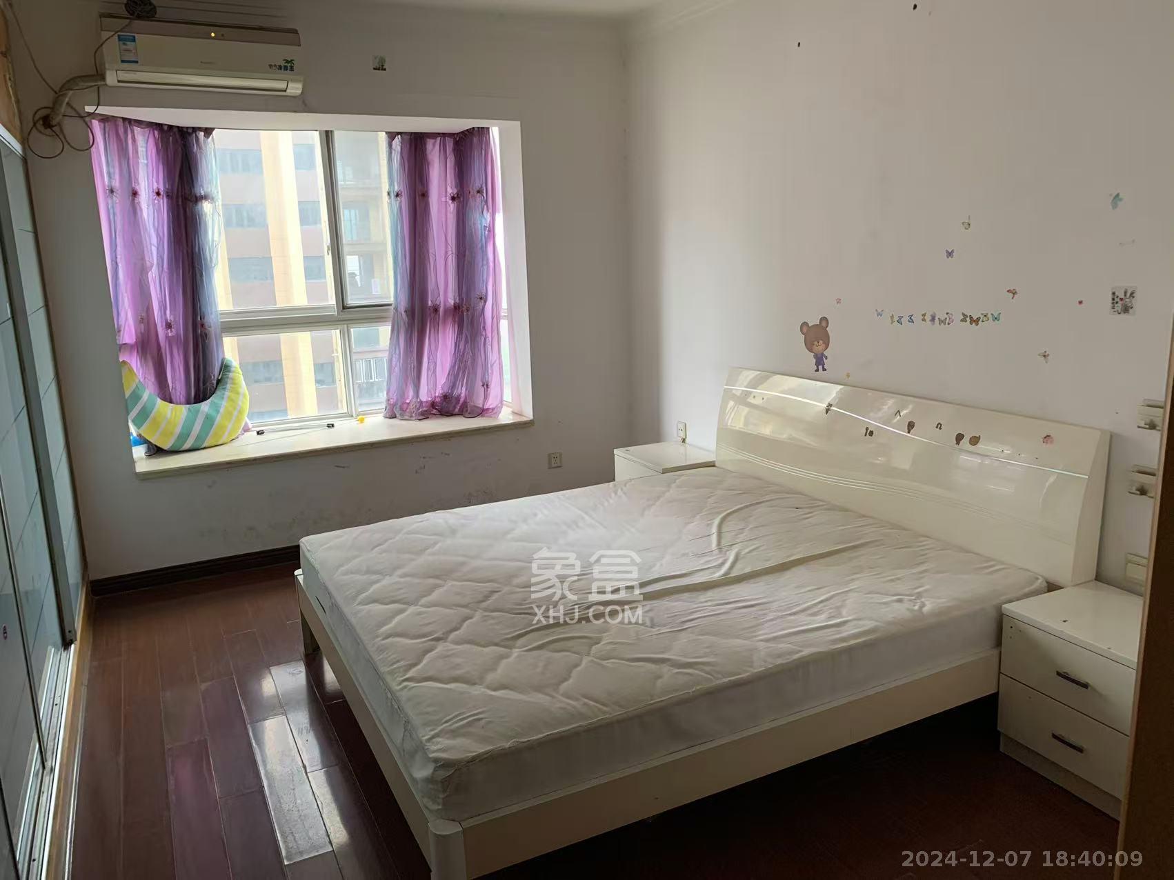 鑫天芙蓉 3室2厅1卫 2300.0元/月 鑫天芙蓉 3室2厅1卫 2300.0元/月室内图