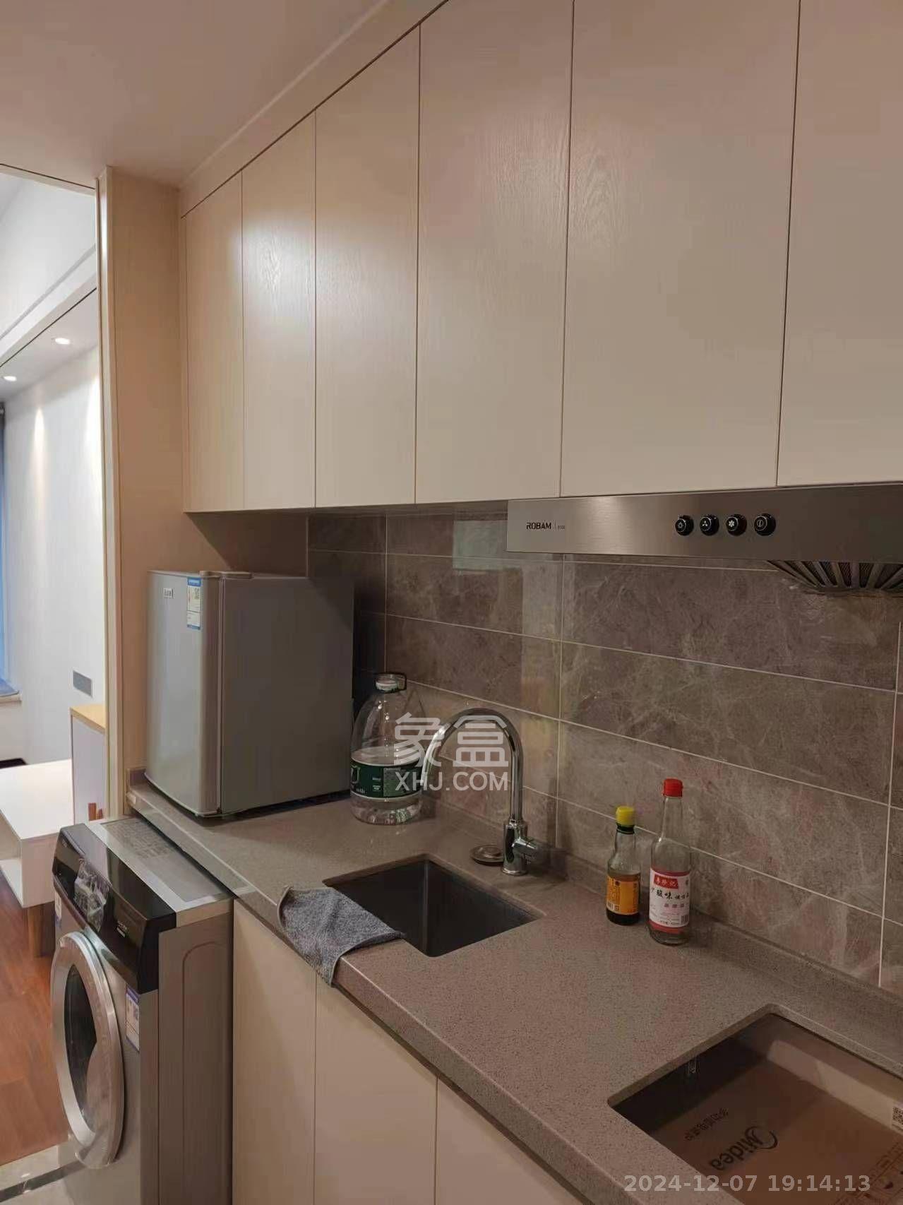 创世纪广场 1室1厅1卫 1500.0元/月 创世纪广场 1室1厅1卫 1500.0元/月室内图