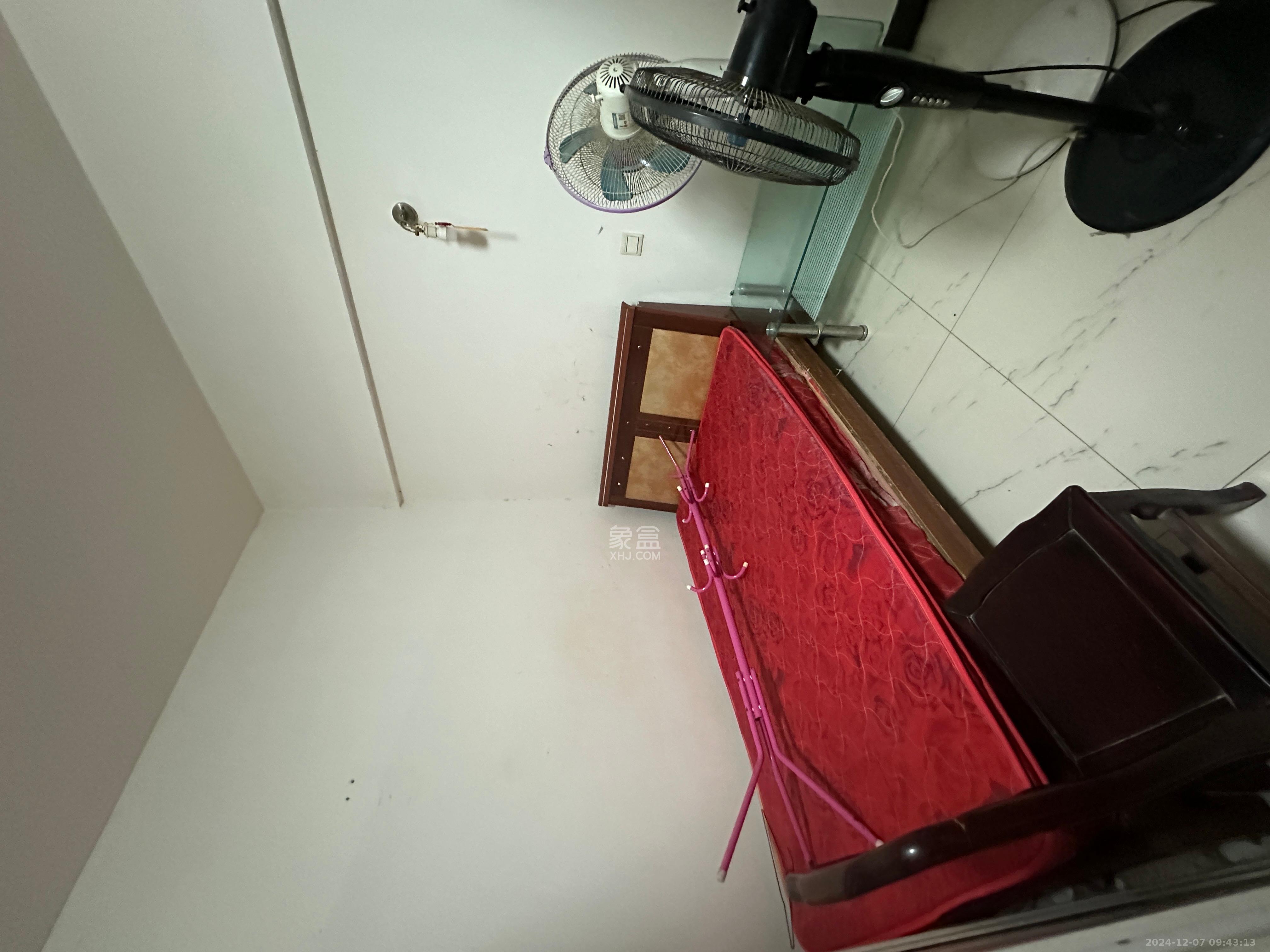 聚福园 3室2厅2卫 3000.0元/月 聚福园 3室2厅2卫 3000.0元/月室内图