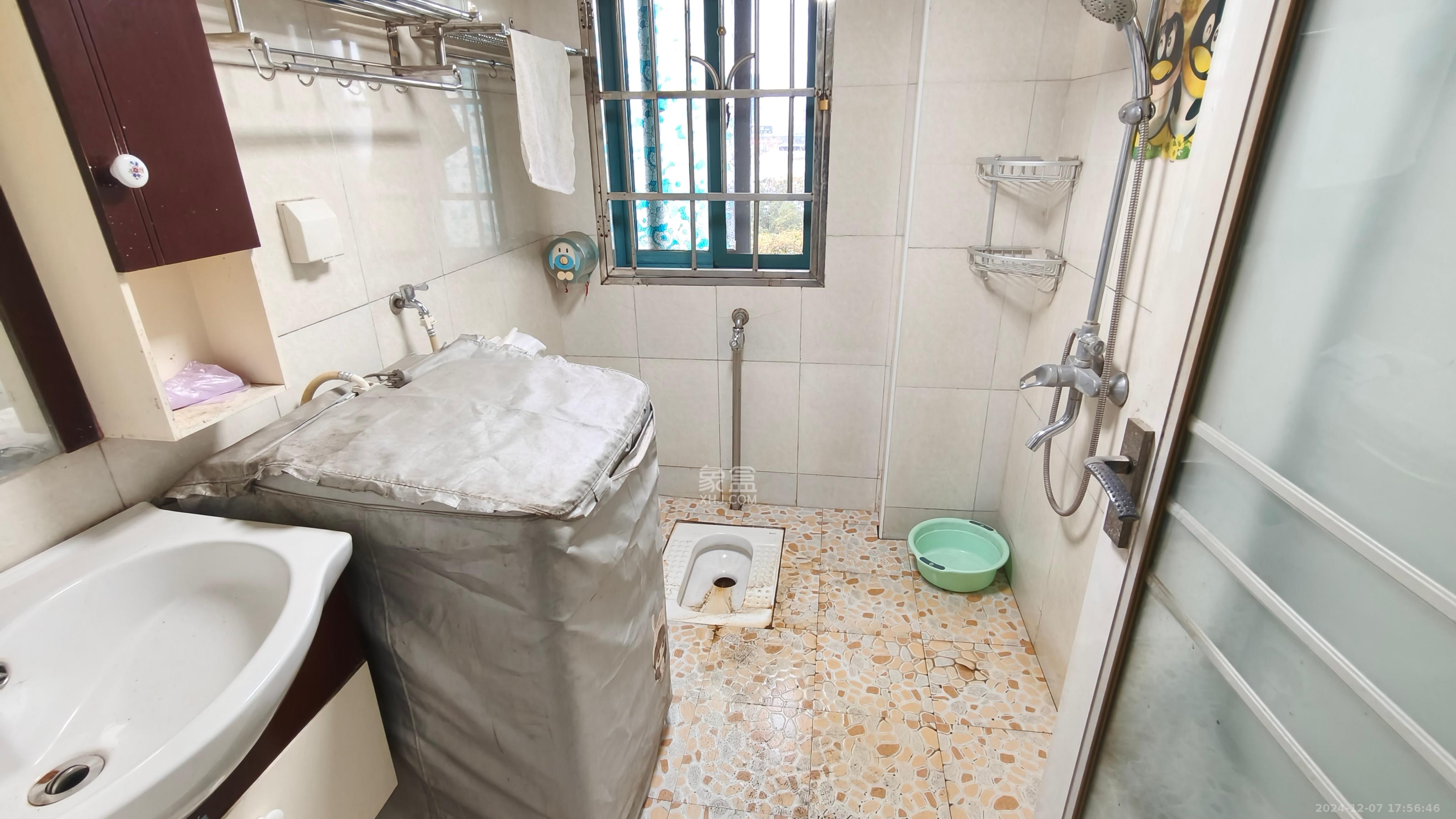 蝴蝶谷 2室2厅1卫 1600.0元/月 蝴蝶谷 2室2厅1卫 1600.0元/月室内图