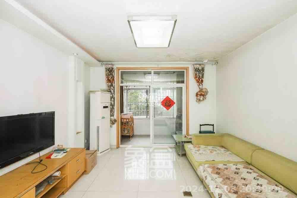 山水英伦  3室2厅1卫    2100.0元/月 山水英伦  3室2厅1卫    2100.0元/月室内图