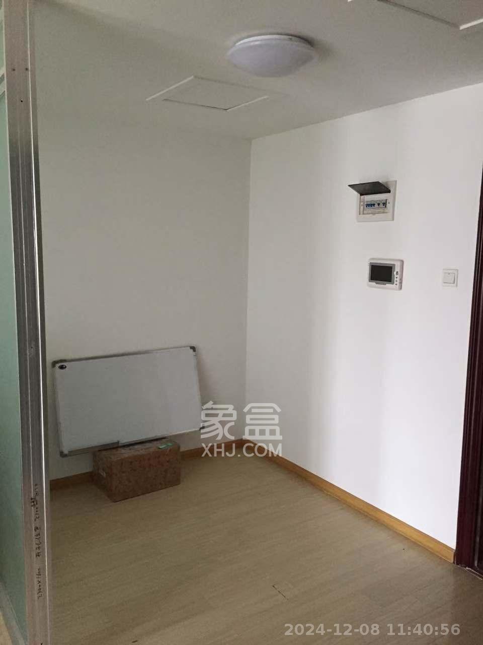 锦泰东环国际 1室1厅1卫 2400.0元/月 锦泰东环国际 1室1厅1卫 2400.0元/月室内图