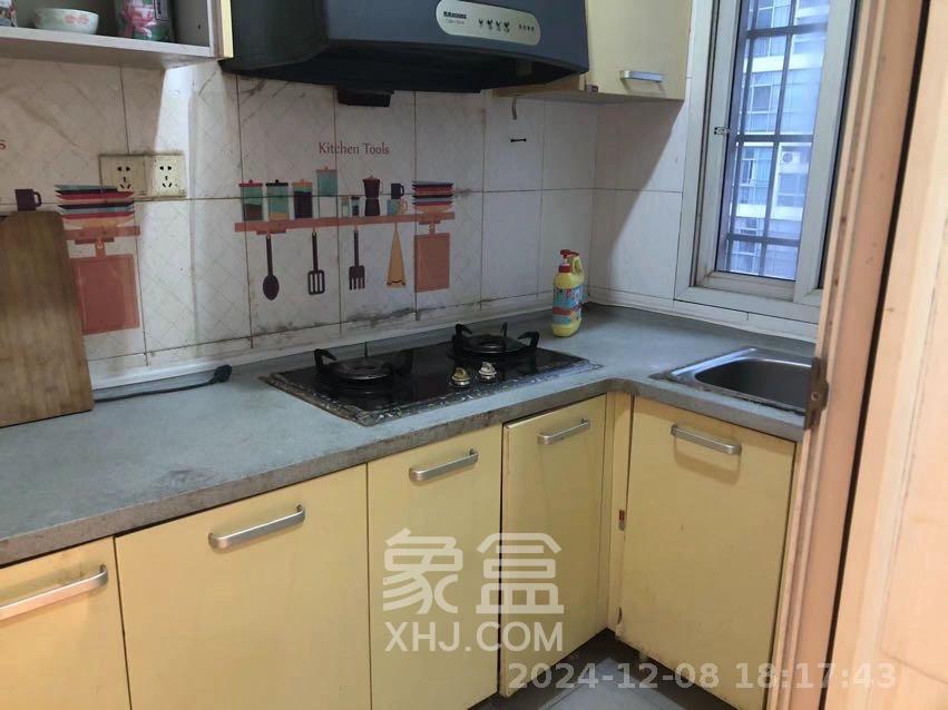 国立投资公司宿舍 2室1厅1卫 1800.0元/月 国立投资公司宿舍 2室1厅1卫 1800.0元/月室内图