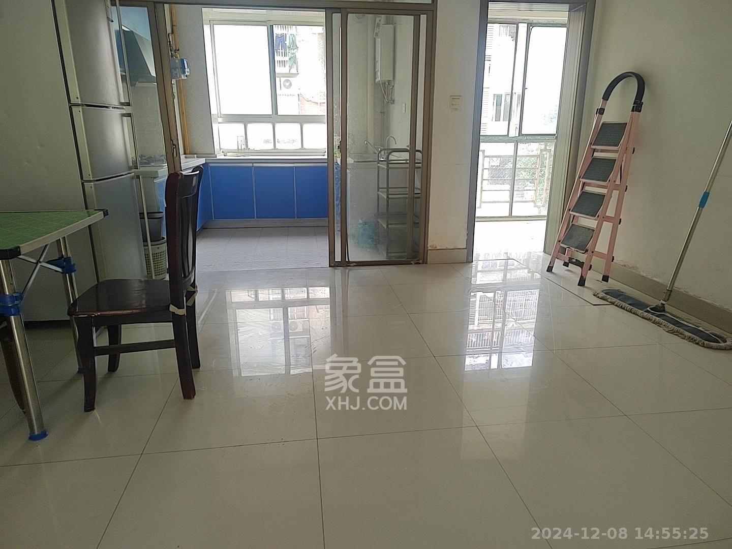 西江庭院(盐业集团宿舍) 3室2厅1卫 2500.0元/月 西江庭院(盐业集团宿舍) 3室2厅1卫 2500.0元/月室内图