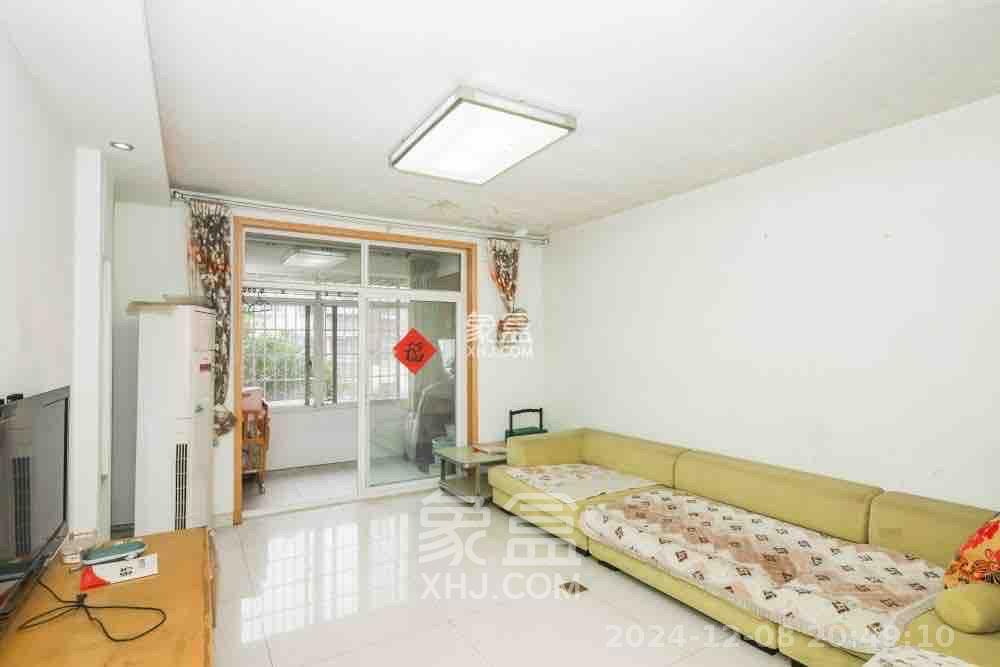 山水英伦  3室2厅1卫    2100.0元/月 山水英伦  3室2厅1卫    2100.0元/月室内图