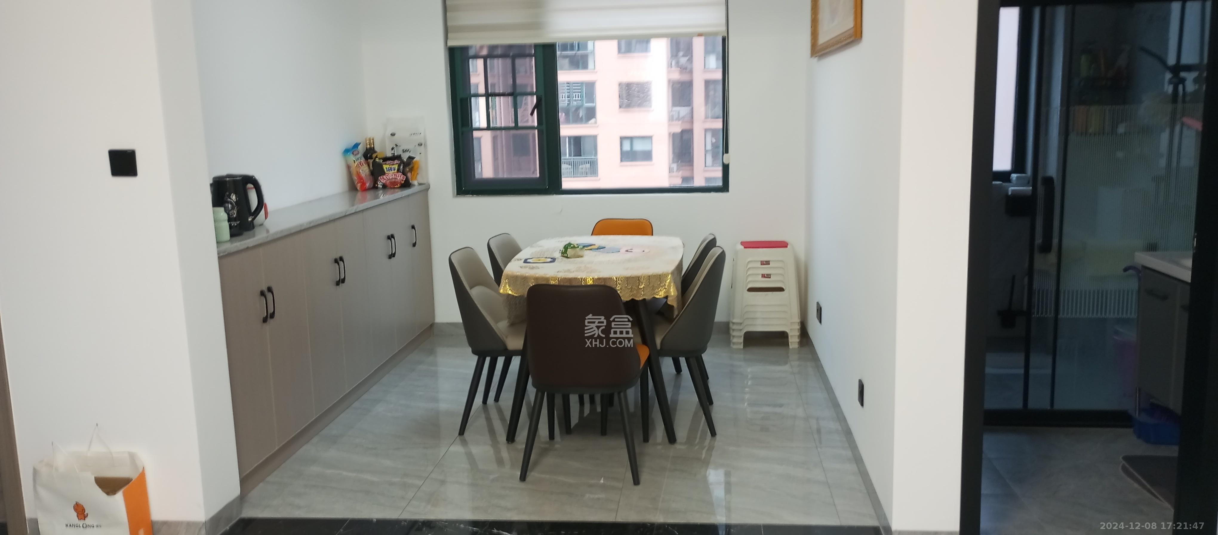 丽发新城 1室0厅0卫 2800.0元/月 丽发新城 1室0厅0卫 2800.0元/月室内图