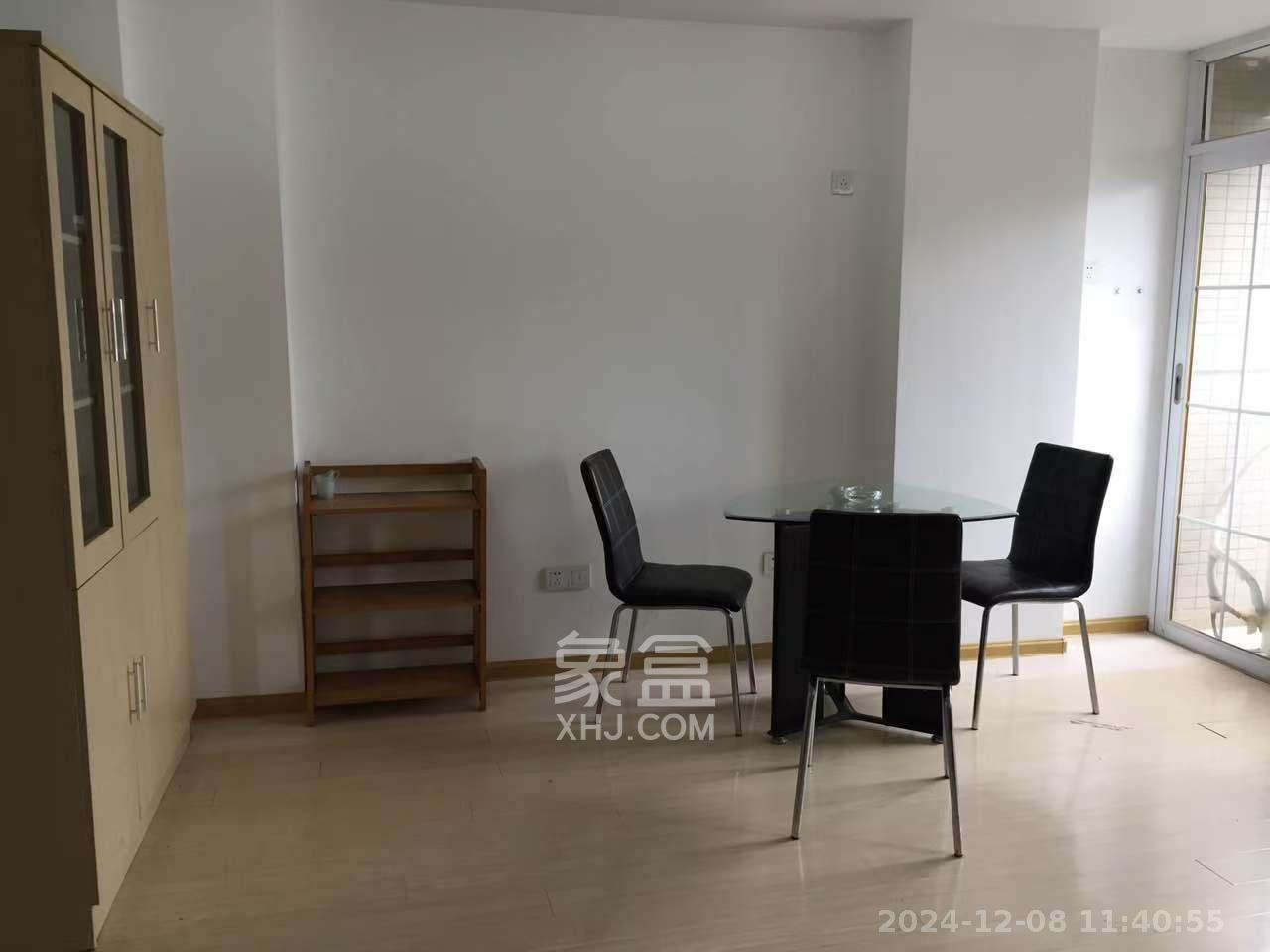 锦泰东环国际 1室1厅1卫 2400.0元/月 锦泰东环国际 1室1厅1卫 2400.0元/月室内图