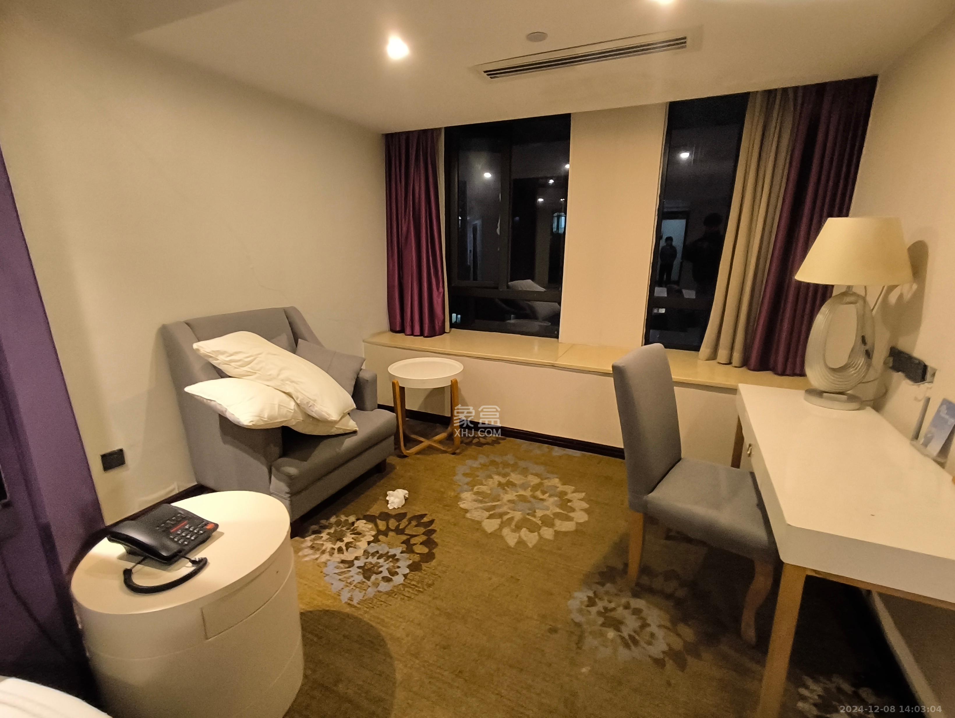 中信凯旋蓝岸(中信新城三期) 1室1厅1卫 1100.0元/月 中信凯旋蓝岸(中信新城三期) 1室1厅1卫 1100.0元/月室内图