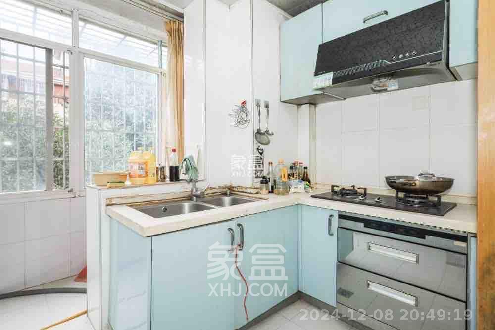 山水英伦  3室2厅1卫    2100.0元/月 山水英伦  3室2厅1卫    2100.0元/月室内图