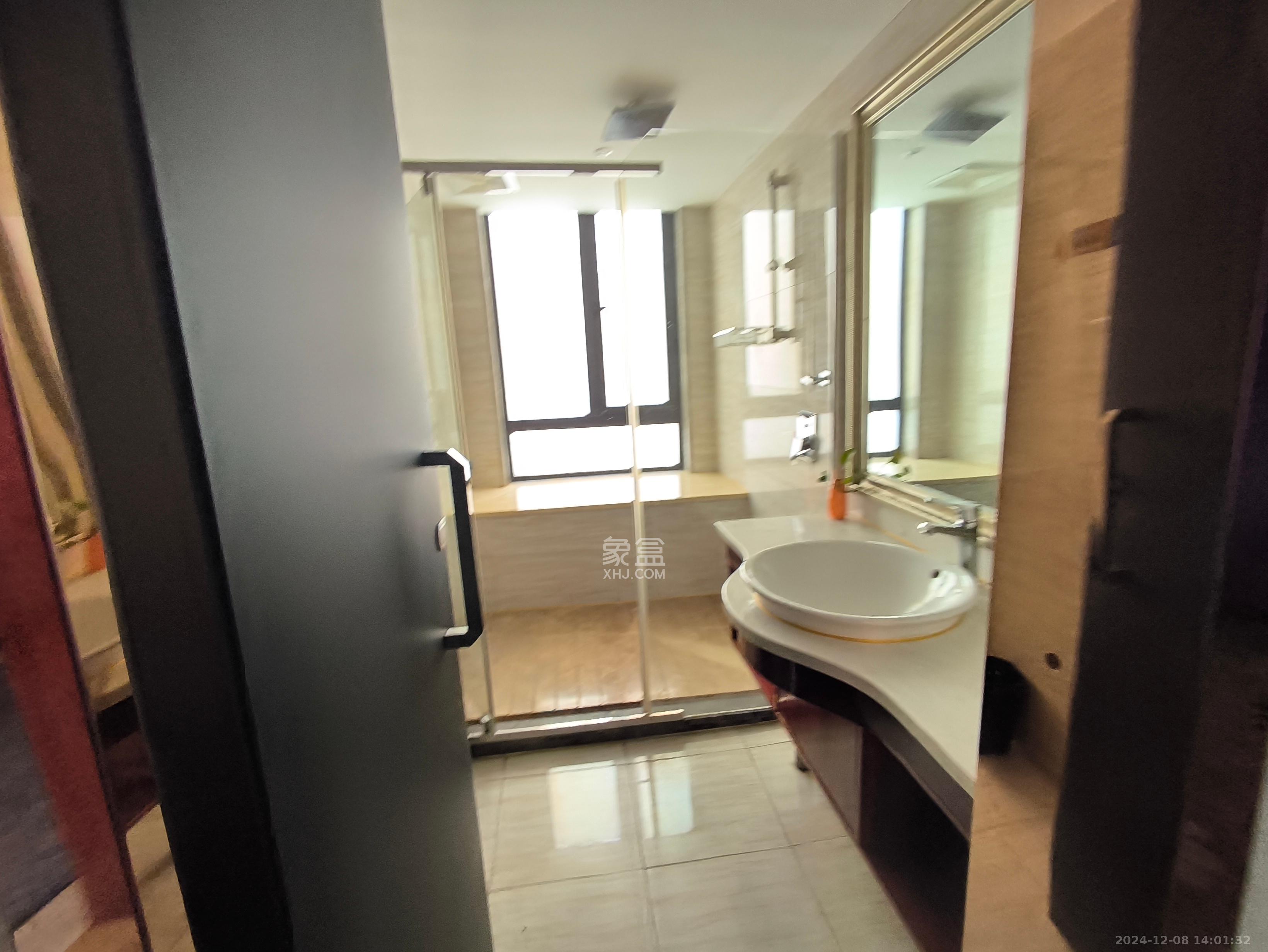 中信凯旋蓝岸(中信新城三期) 1室1厅1卫 1400.0元/月 中信凯旋蓝岸(中信新城三期) 1室1厅1卫 1400.0元/月室内图