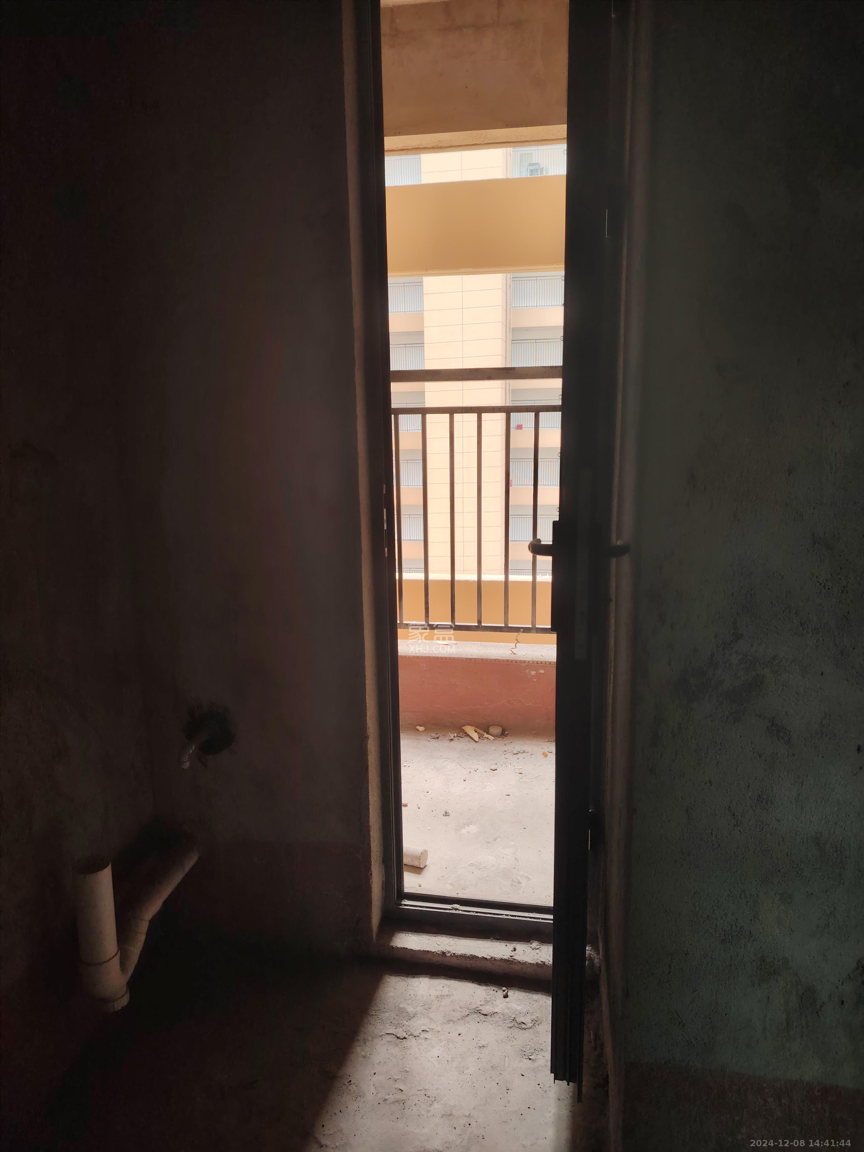 莲馨苑 1室1厅1卫 1600.0元/月 莲馨苑 1室1厅1卫 1600.0元/月室内图