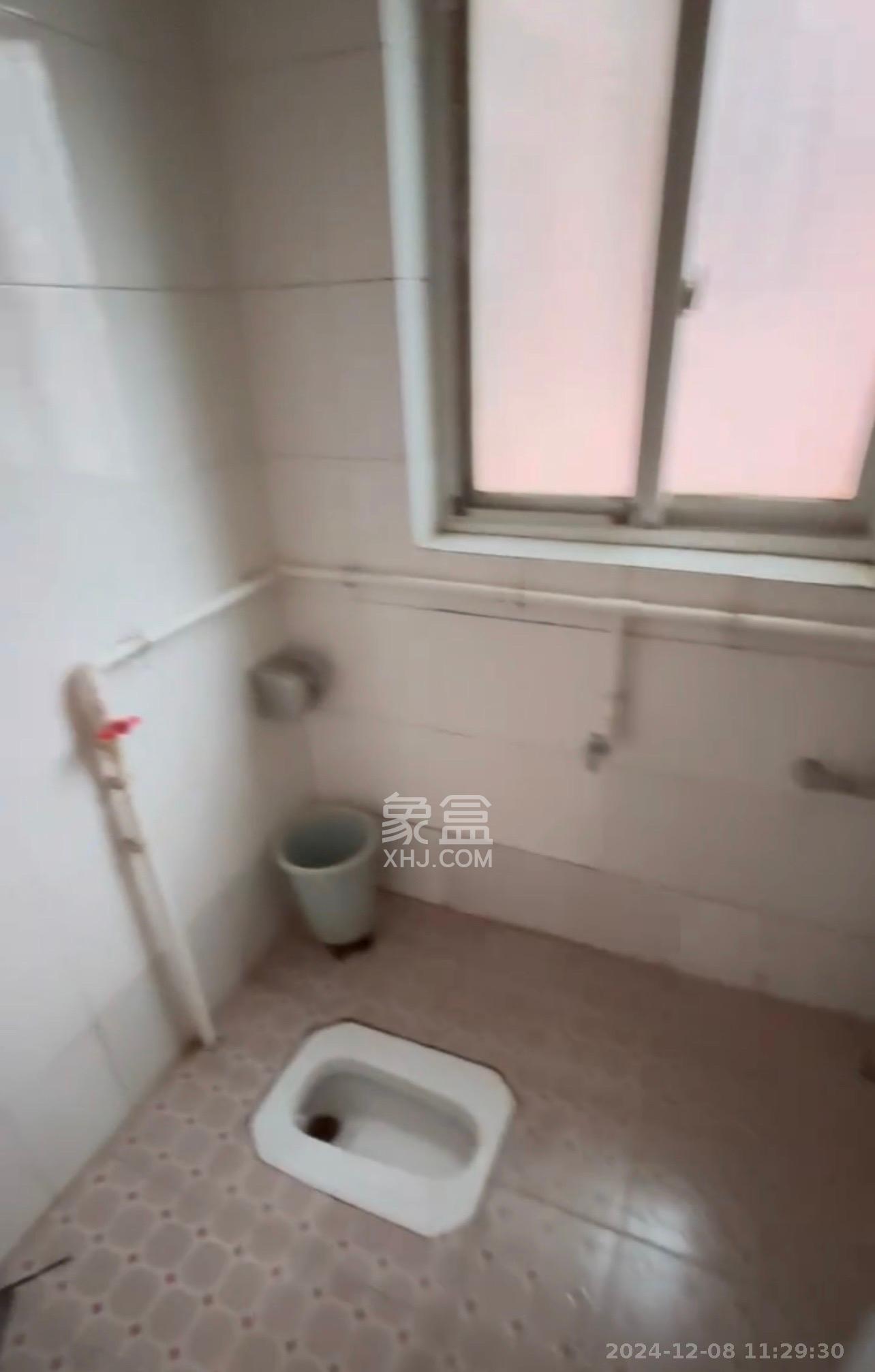 黄泥岭社区  2室1厅1卫    1600.0元/月室内图