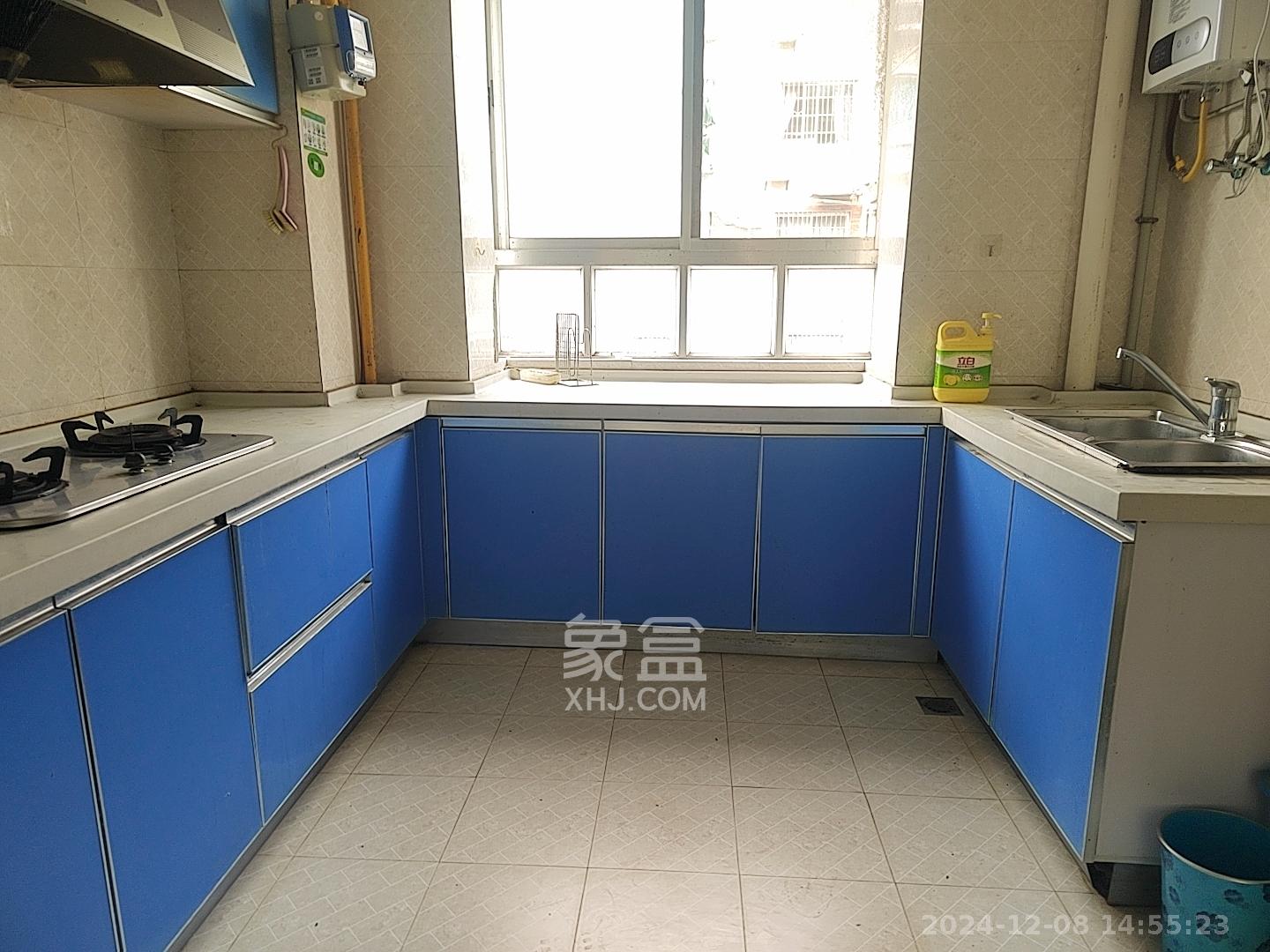 西江庭院(盐业集团宿舍) 3室2厅1卫 2500.0元/月 西江庭院(盐业集团宿舍) 3室2厅1卫 2500.0元/月室内图