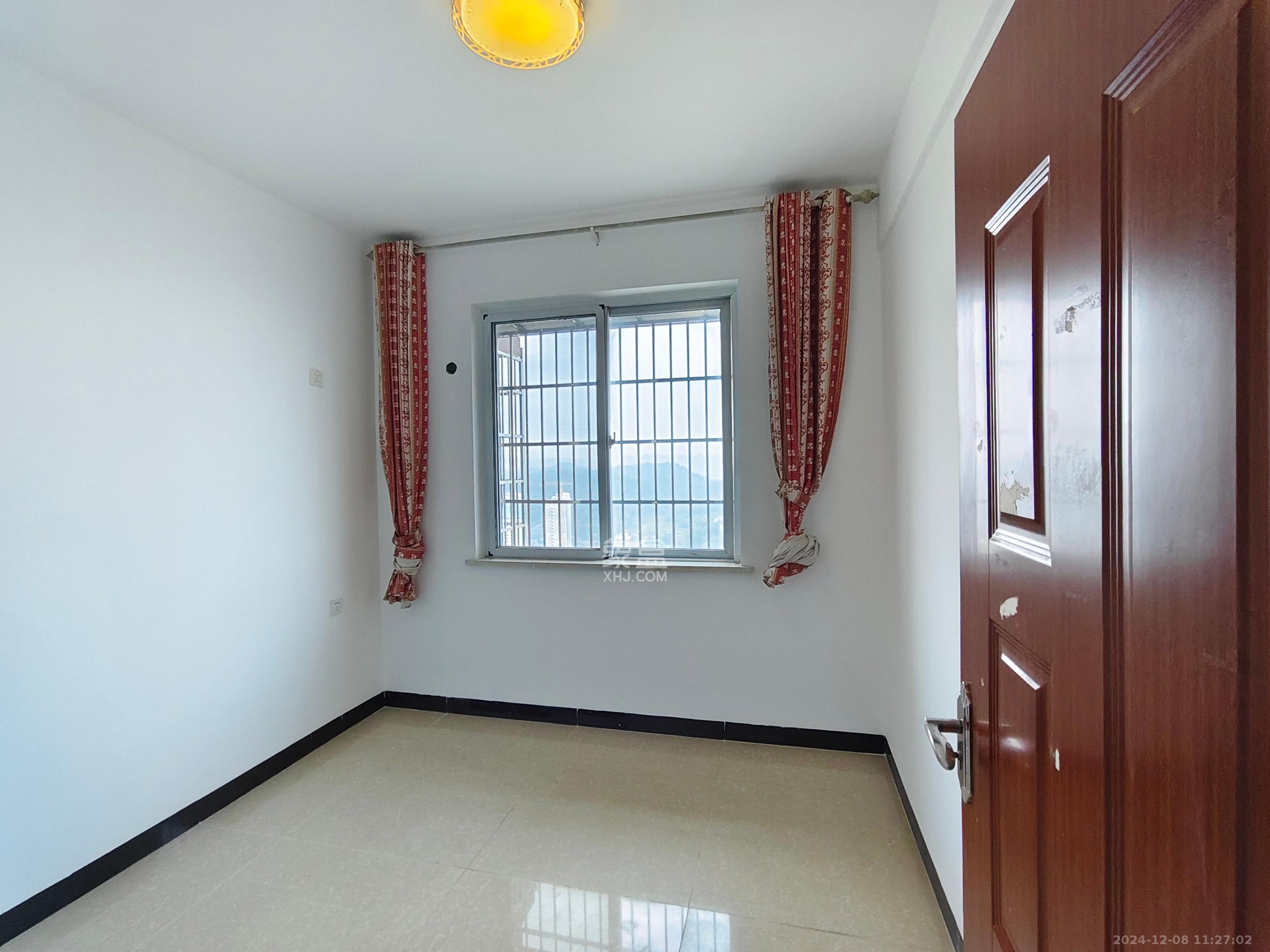 谷山庭院二期 3室2厅1卫 2200.0元/月 谷山庭院二期 3室2厅1卫 2200.0元/月室内图