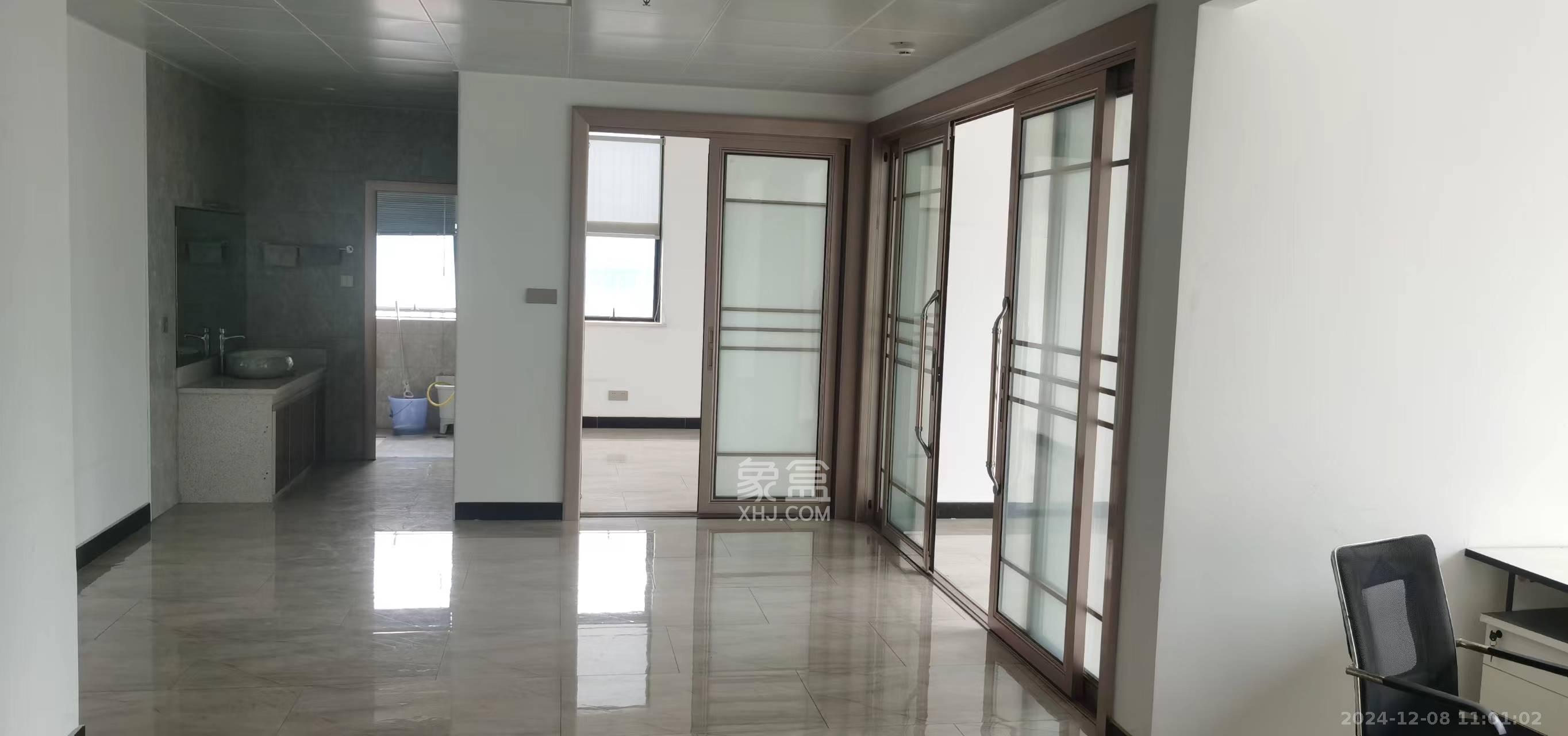 融科东南海  1室1厅1卫    2750.0元/月 融科东南海  1室1厅1卫    2750.0元/月室内图