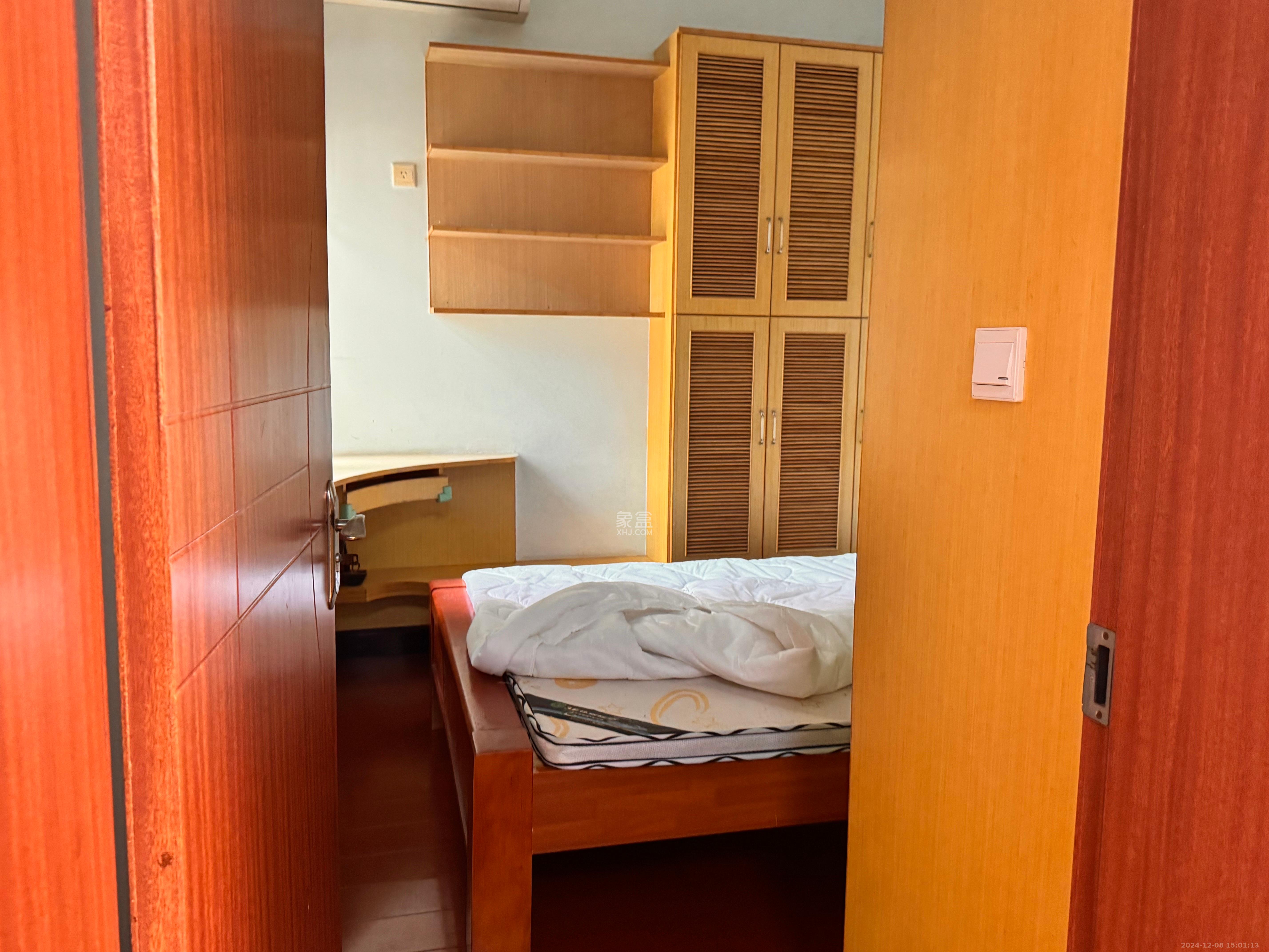 和平小区 1室0厅0卫 1600.0元/月 和平小区 1室0厅0卫 1600.0元/月室内图