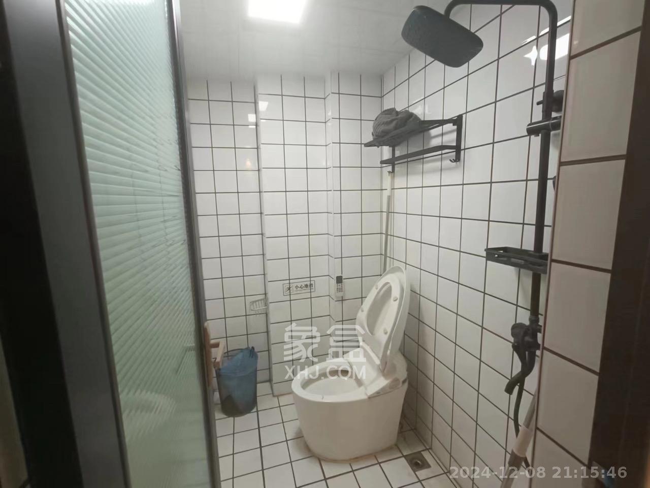 欧亚达国际广场 1室1厅1卫 2000.0元/月 欧亚达国际广场 1室1厅1卫 2000.0元/月室内图