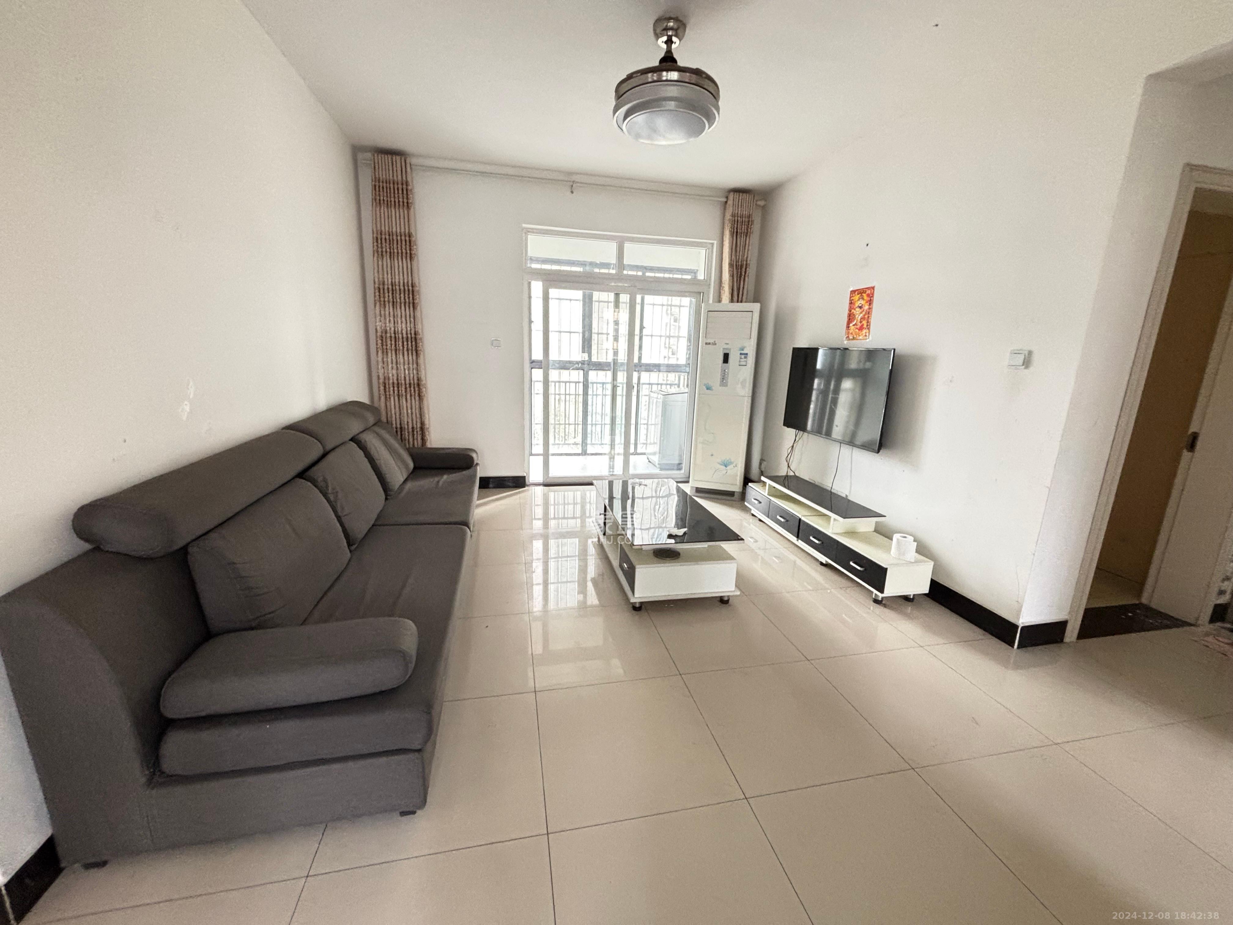 光明城市(星辰青年城) 3室2厅1卫 2000.0元/月 光明城市(星辰青年城) 3室2厅1卫 2000.0元/月室内图