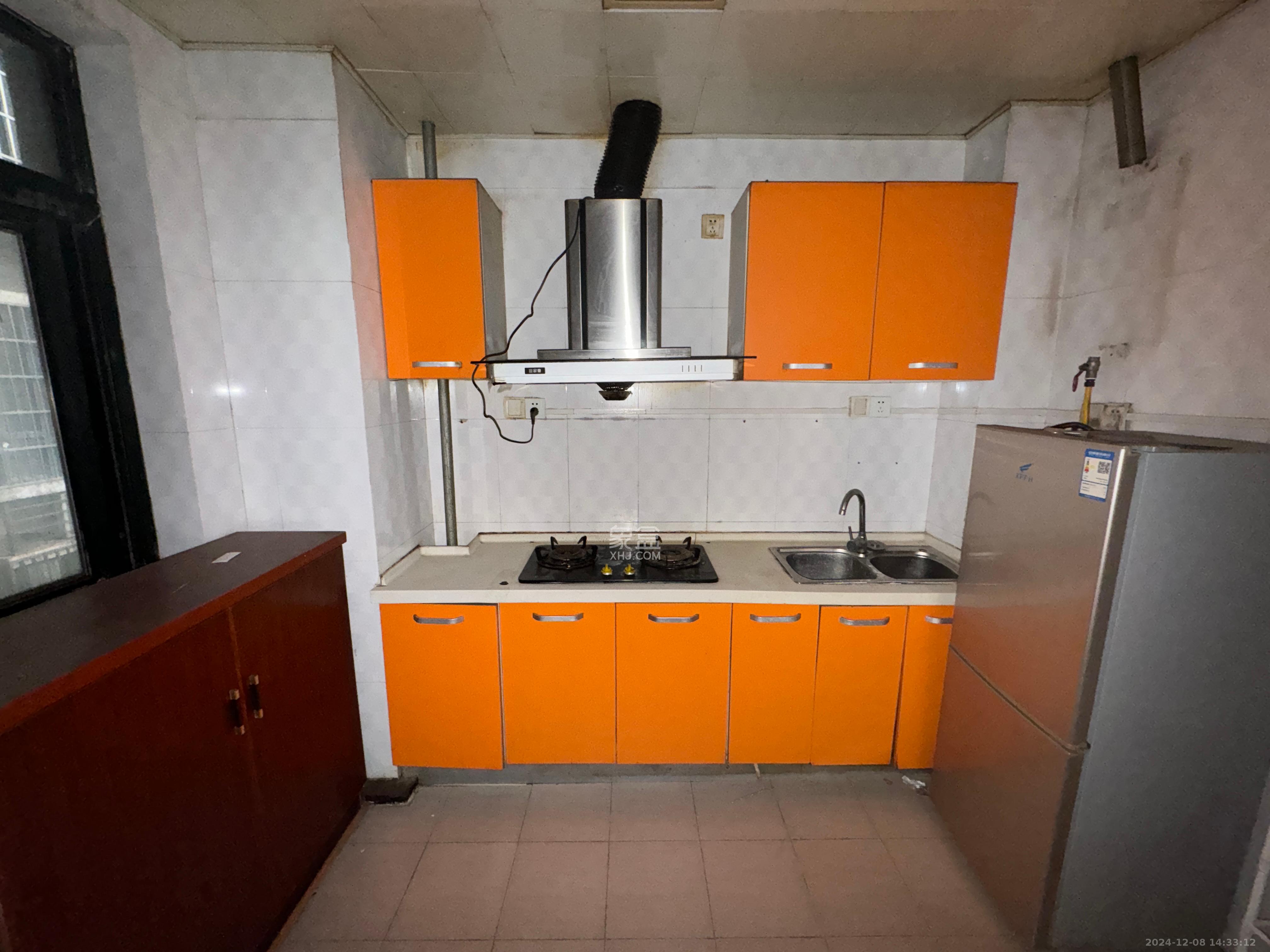 浏阳河畔家园 1室1厅1卫 850.0元/月 浏阳河畔家园 1室1厅1卫 850.0元/月室内图