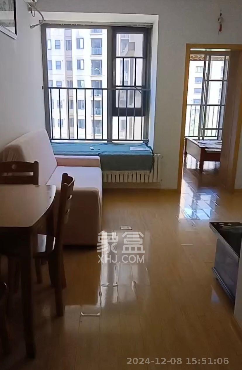 怡海星城  1室2厅1卫    1350.0元/月 怡海星城  1室2厅1卫    1350.0元/月