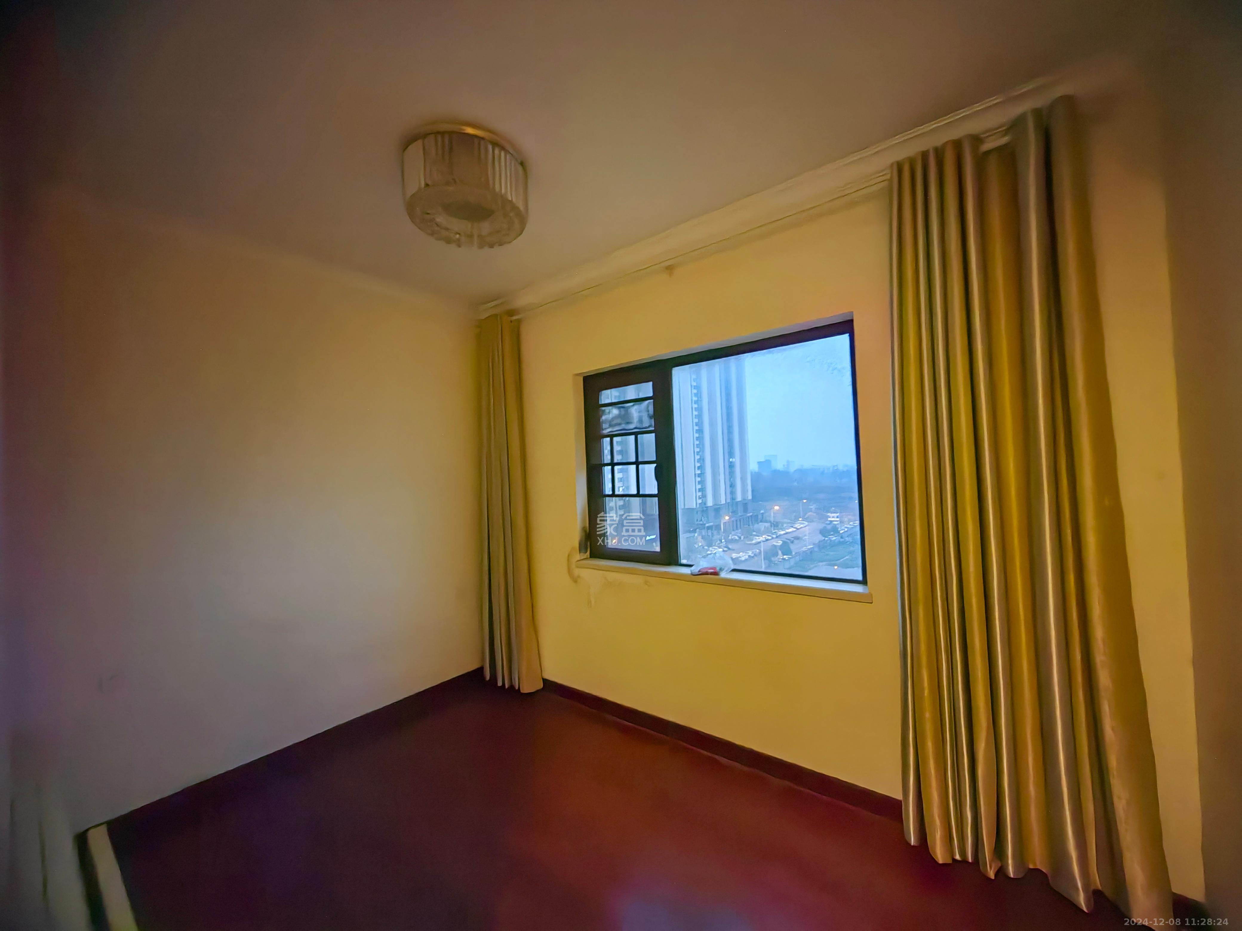 恒大御景天下城一期 4室2厅2卫 2500.0元/月 恒大御景天下城一期 4室2厅2卫 2500.0元/月室内图