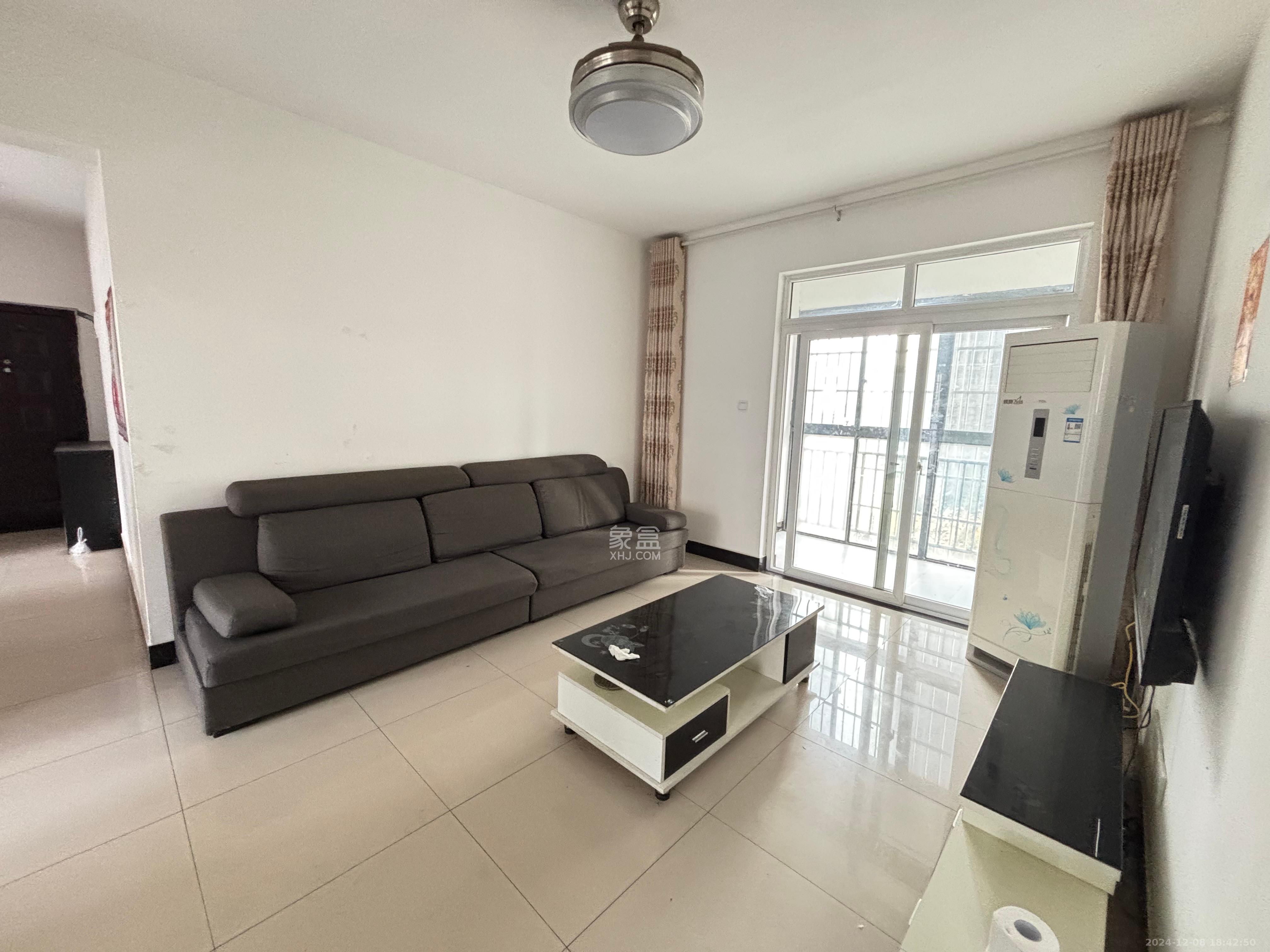 光明城市(星辰青年城) 3室2厅1卫 2000.0元/月 光明城市(星辰青年城) 3室2厅1卫 2000.0元/月室内图