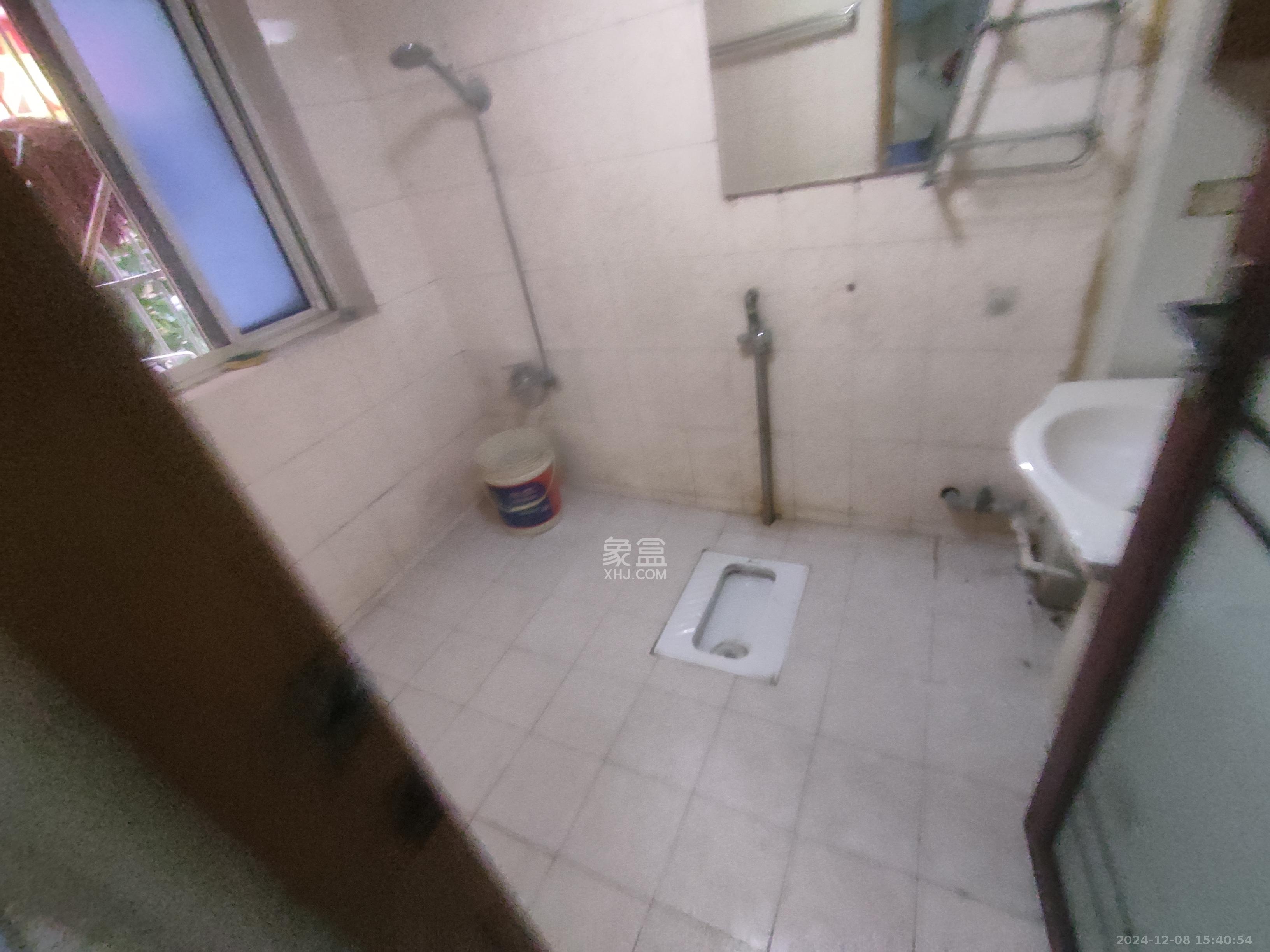 荷花园电信宿舍(天辰荷花苑)  2室1厅1卫    2800.0元/月 荷花园电信宿舍(天辰荷花苑)  2室1厅1卫    2800.0元/月室内图