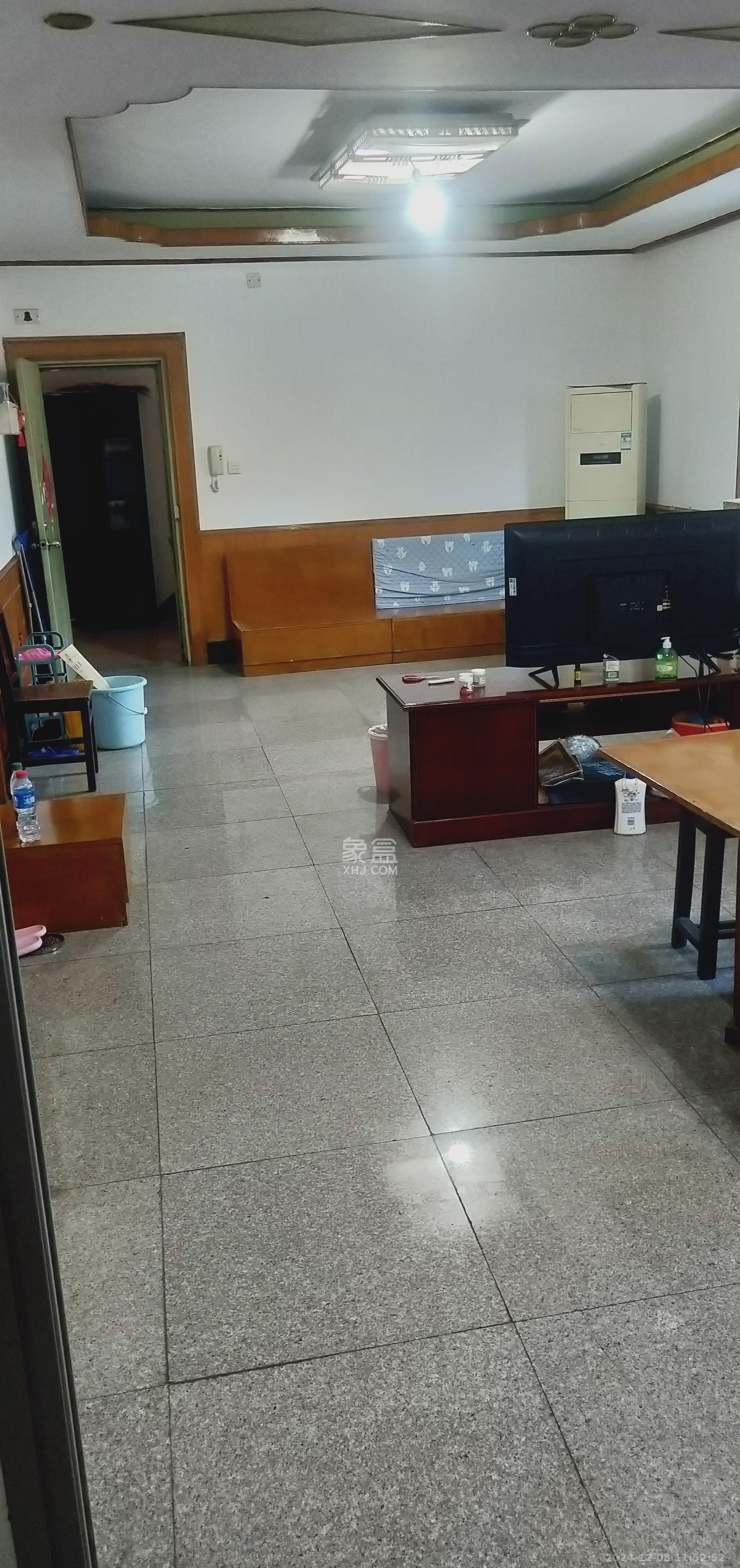 红旗区一片 3室1厅1卫 2600.0元/月 红旗区一片 3室1厅1卫 2600.0元/月室内图