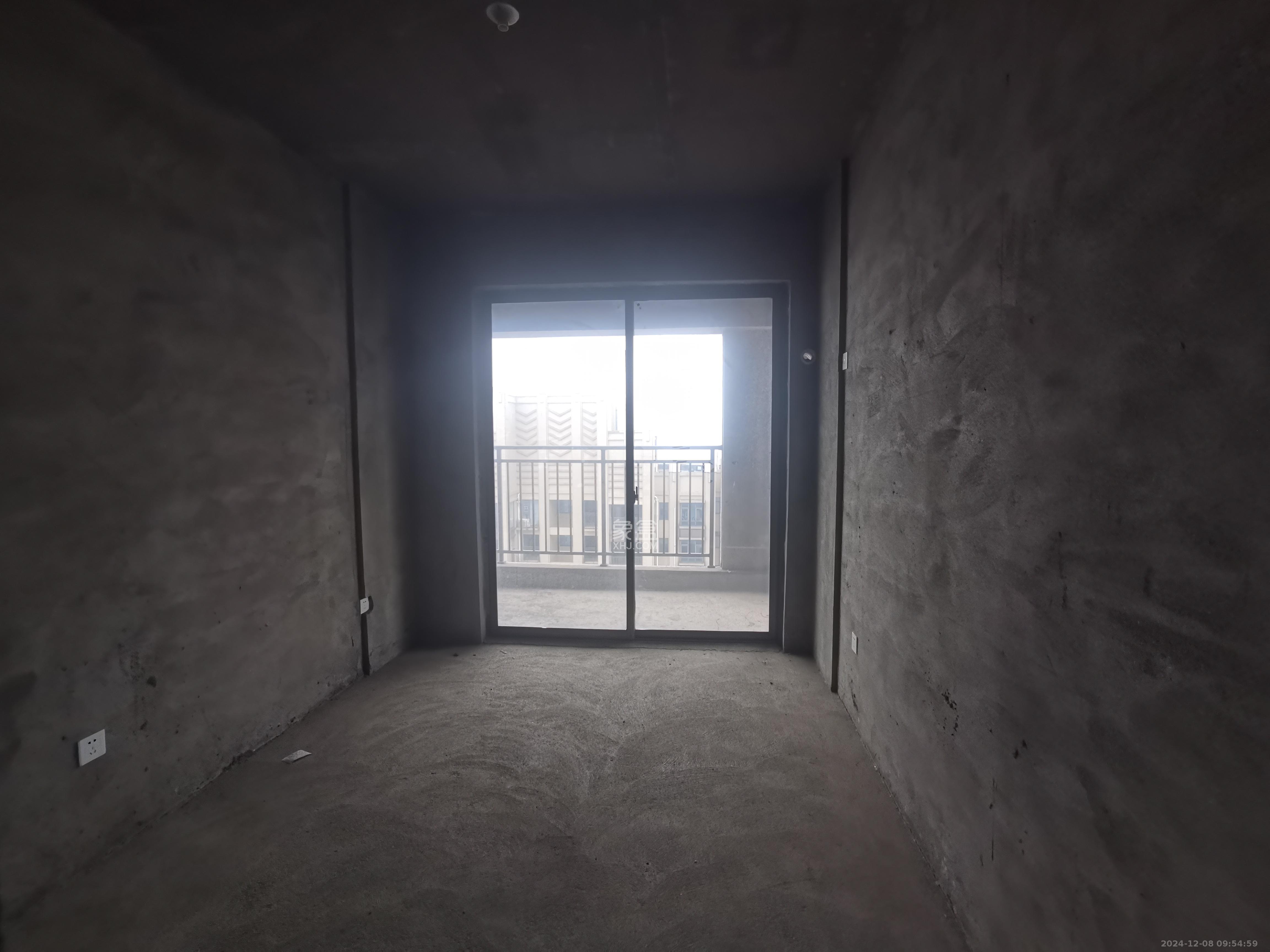 天元美居乐  3室2厅2卫    75.0万 天元美居乐  3室2厅2卫    75.0万客厅