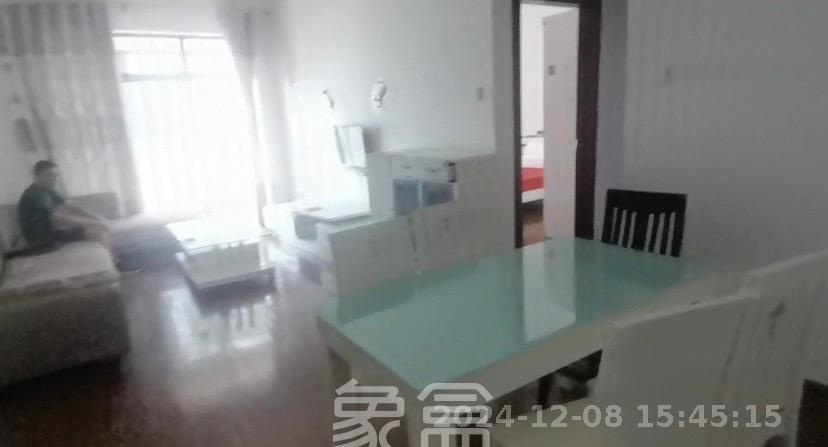 金领家族  2室1厅1卫   2200.00元/月室内图
