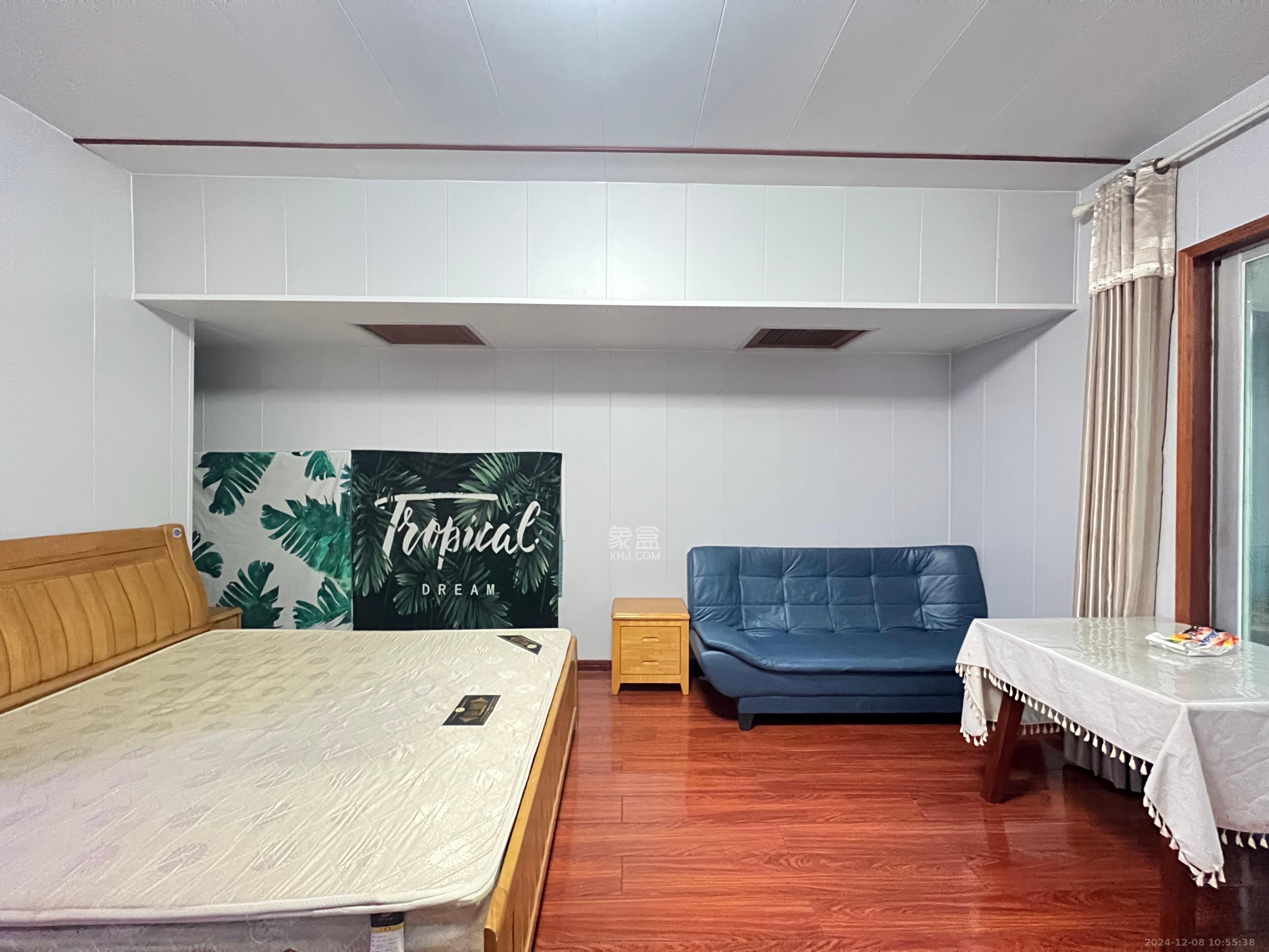 观湖公寓 1室1厅1卫 1900.0元/月 观湖公寓 1室1厅1卫 1900.0元/月室内图