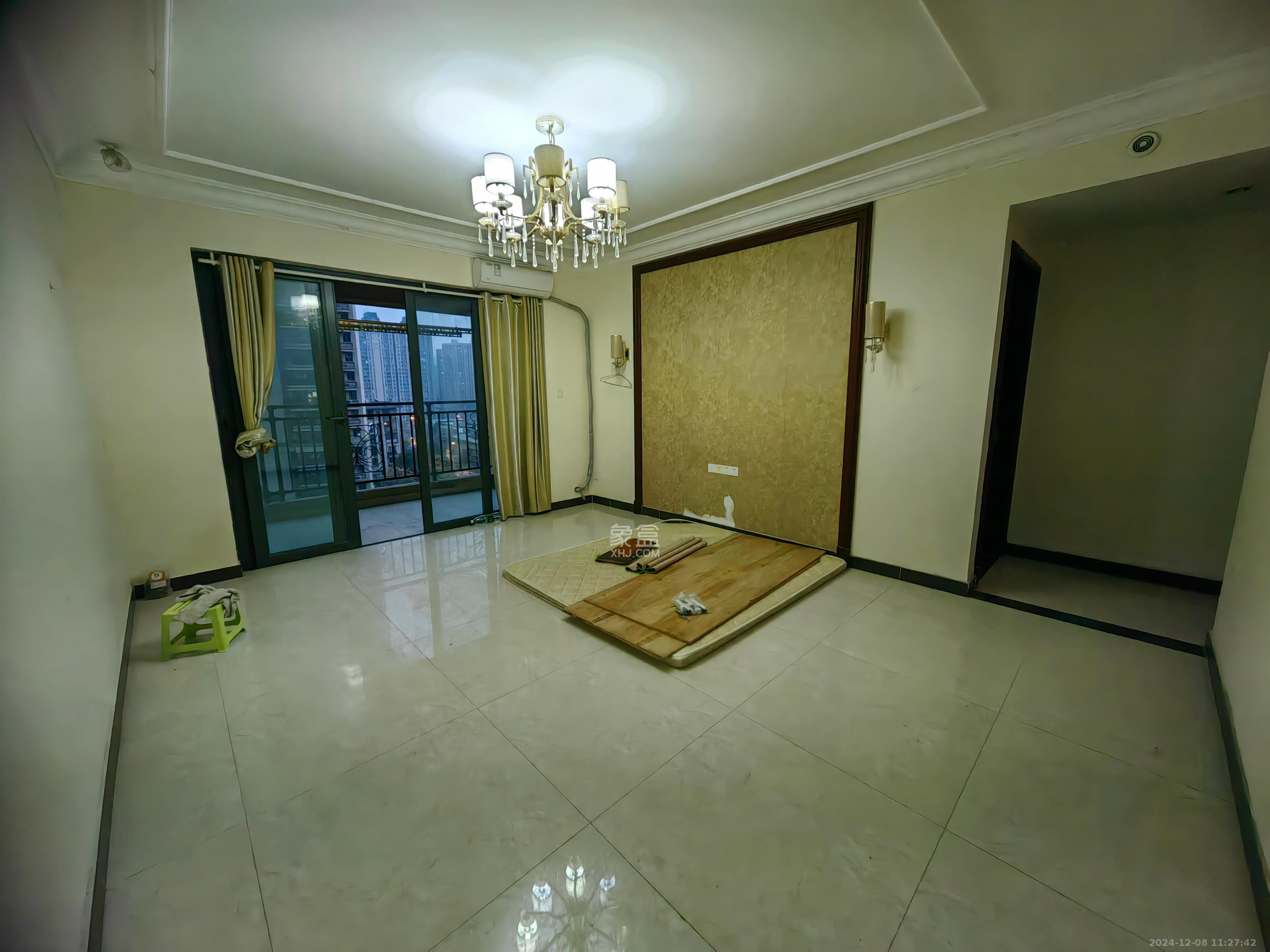 恒大御景天下城一期 4室2厅2卫 2500.0元/月 恒大御景天下城一期 4室2厅2卫 2500.0元/月室内图