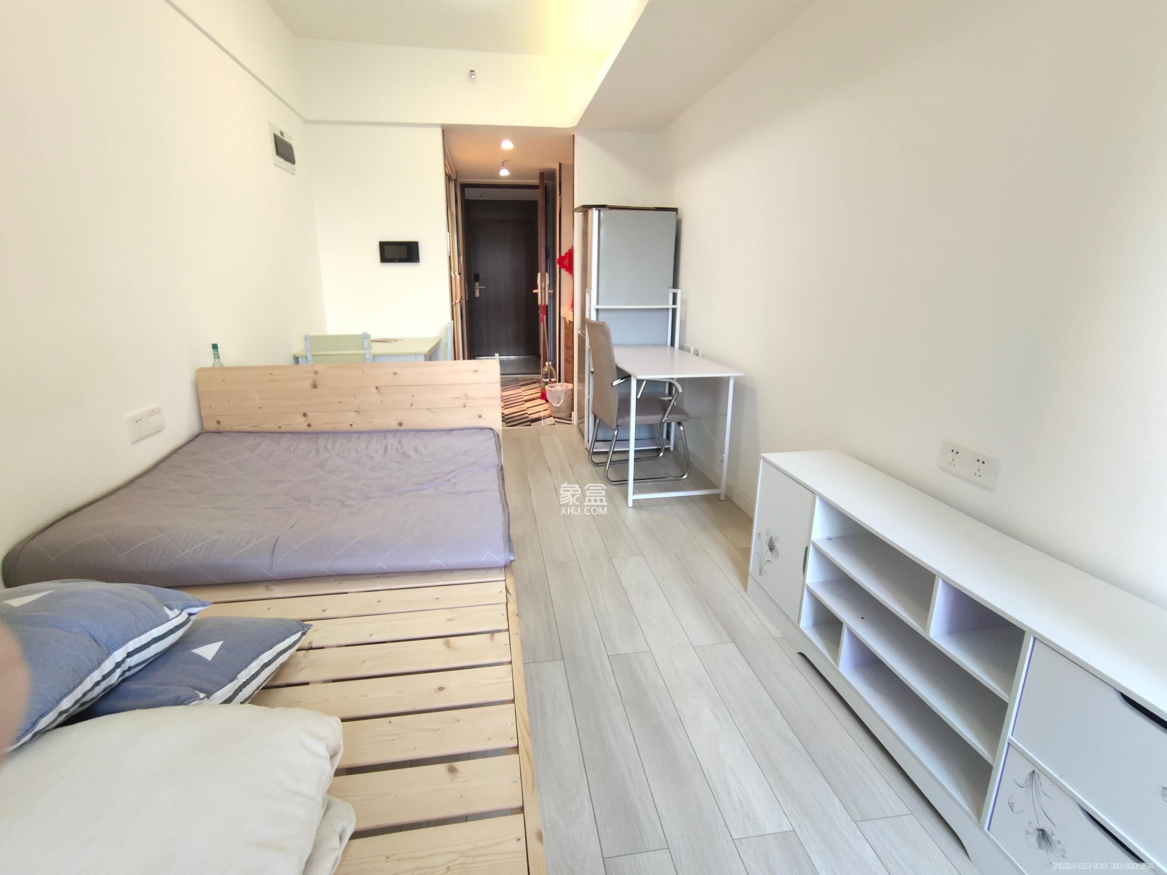 万科金域缇香  1室1厅1卫    1300.0元/月 万科金域缇香  1室1厅1卫    1300.0元/月室内图