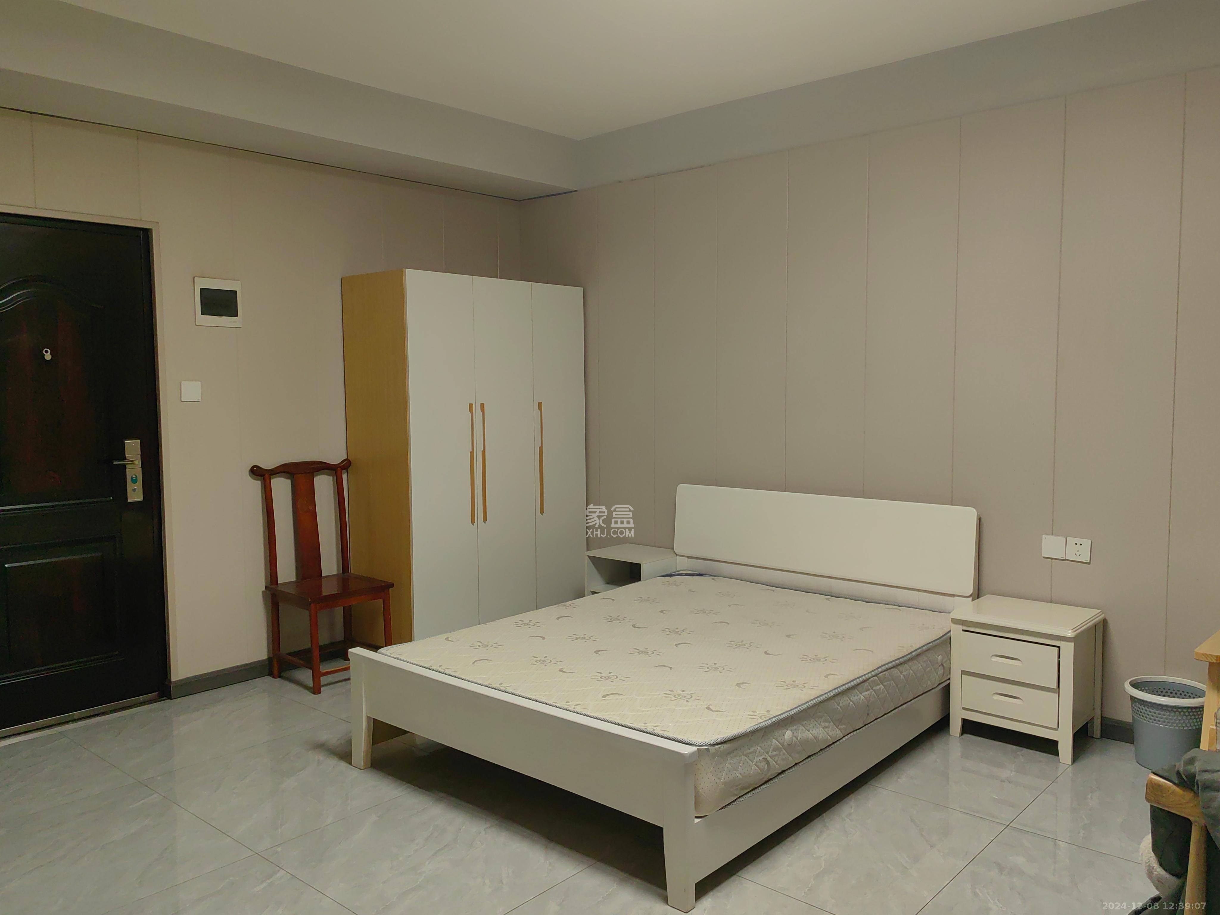 百纳广场(百纳公寓) 1室1厅1卫 1400.0元/月 百纳广场(百纳公寓) 1室1厅1卫 1400.0元/月室内图