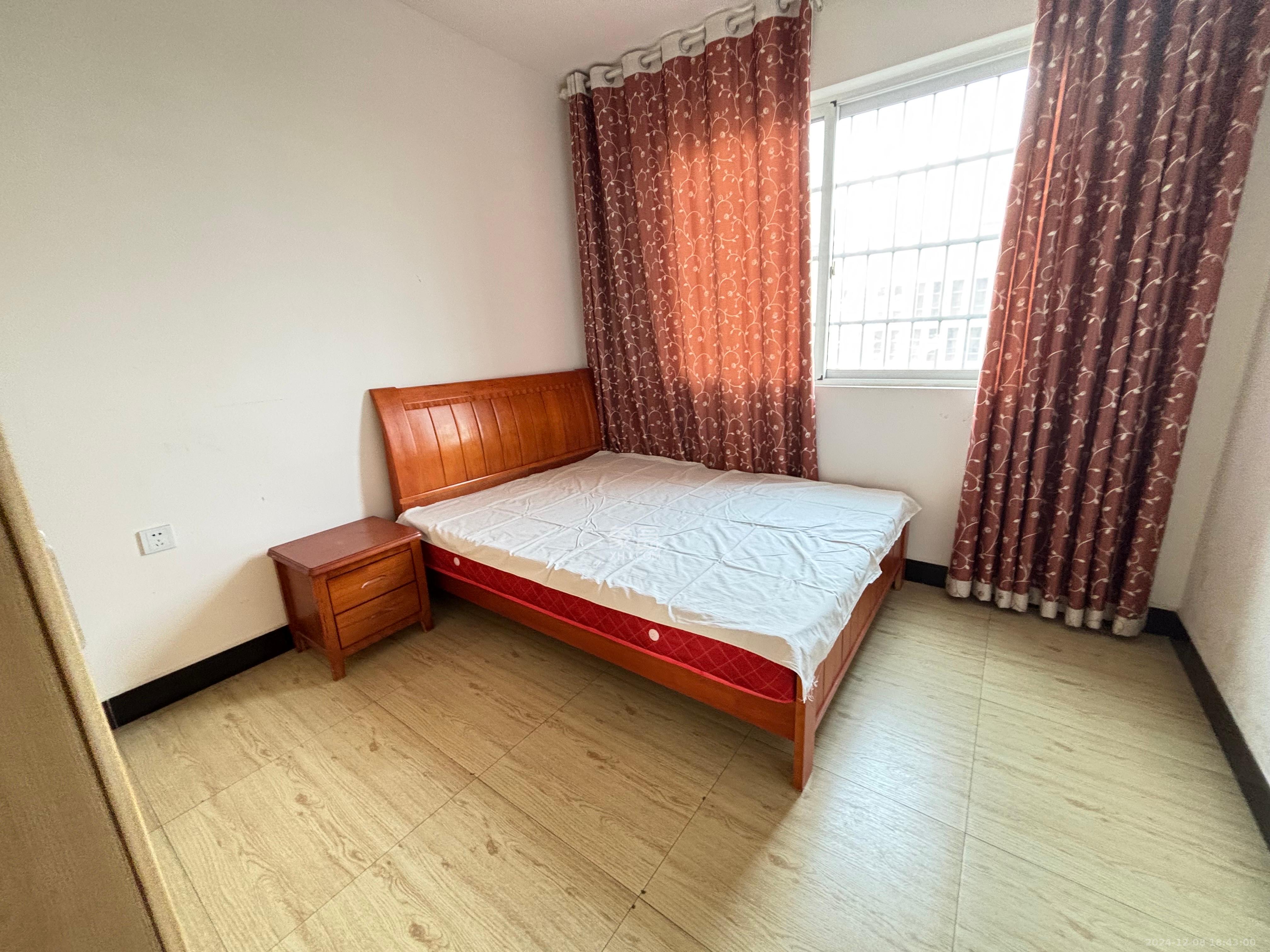 光明城市(星辰青年城) 3室2厅1卫 2000.0元/月 光明城市(星辰青年城) 3室2厅1卫 2000.0元/月室内图