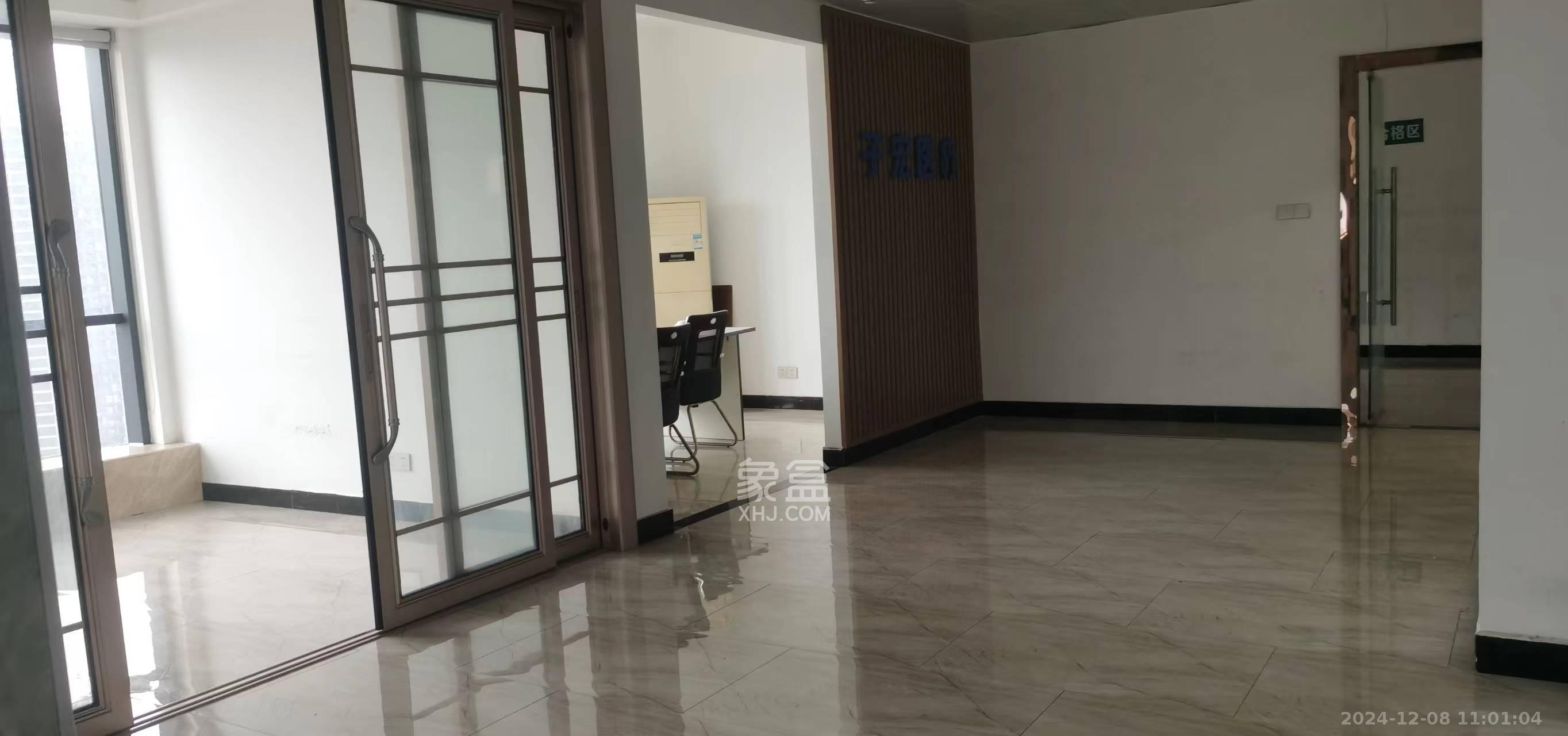 融科东南海  1室1厅1卫    2750.0元/月 融科东南海  1室1厅1卫    2750.0元/月室内图