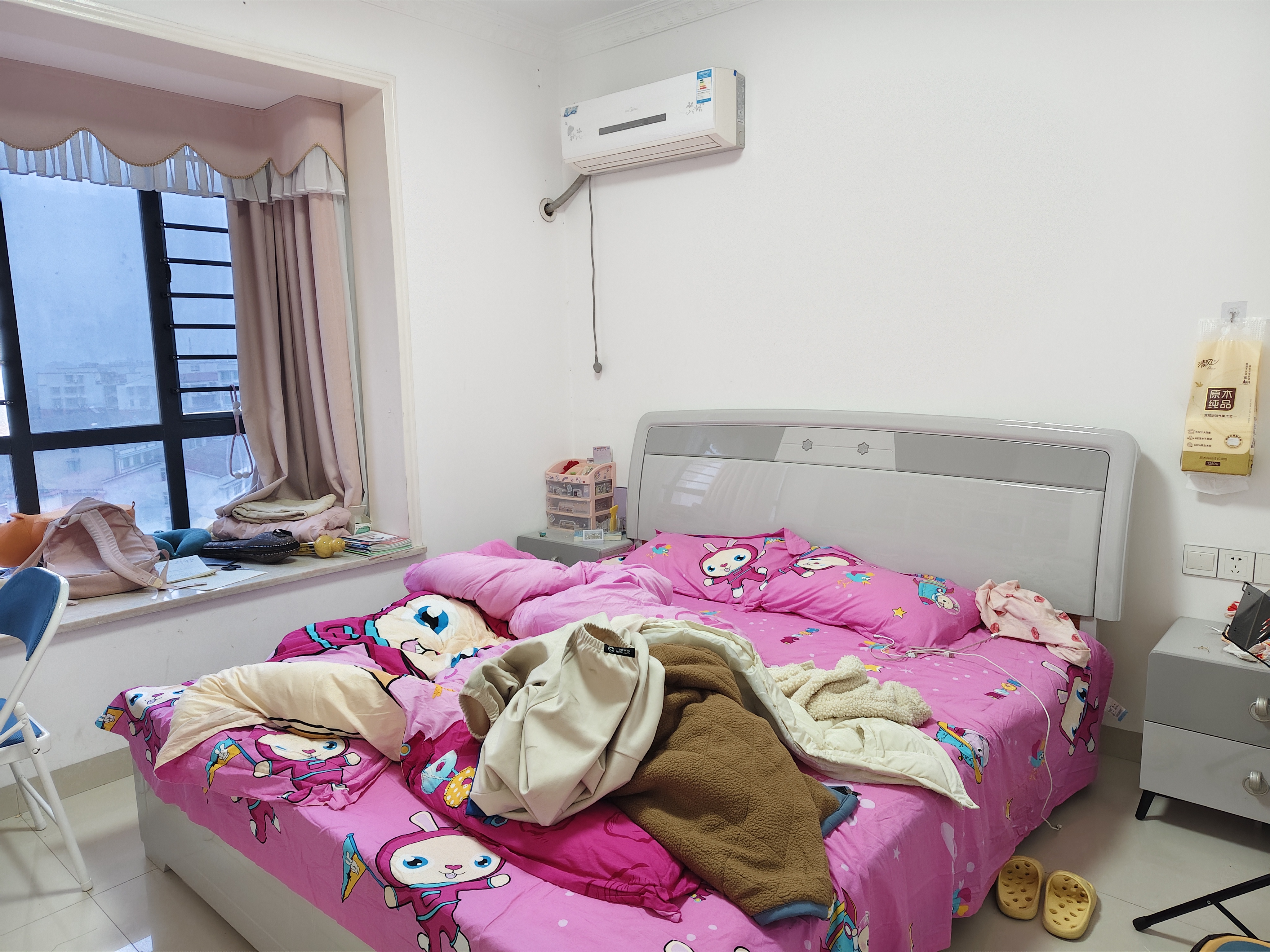 龙洲馨苑 1室2厅2卫 55.0万 龙洲馨苑 1室2厅2卫 55.0万客厅