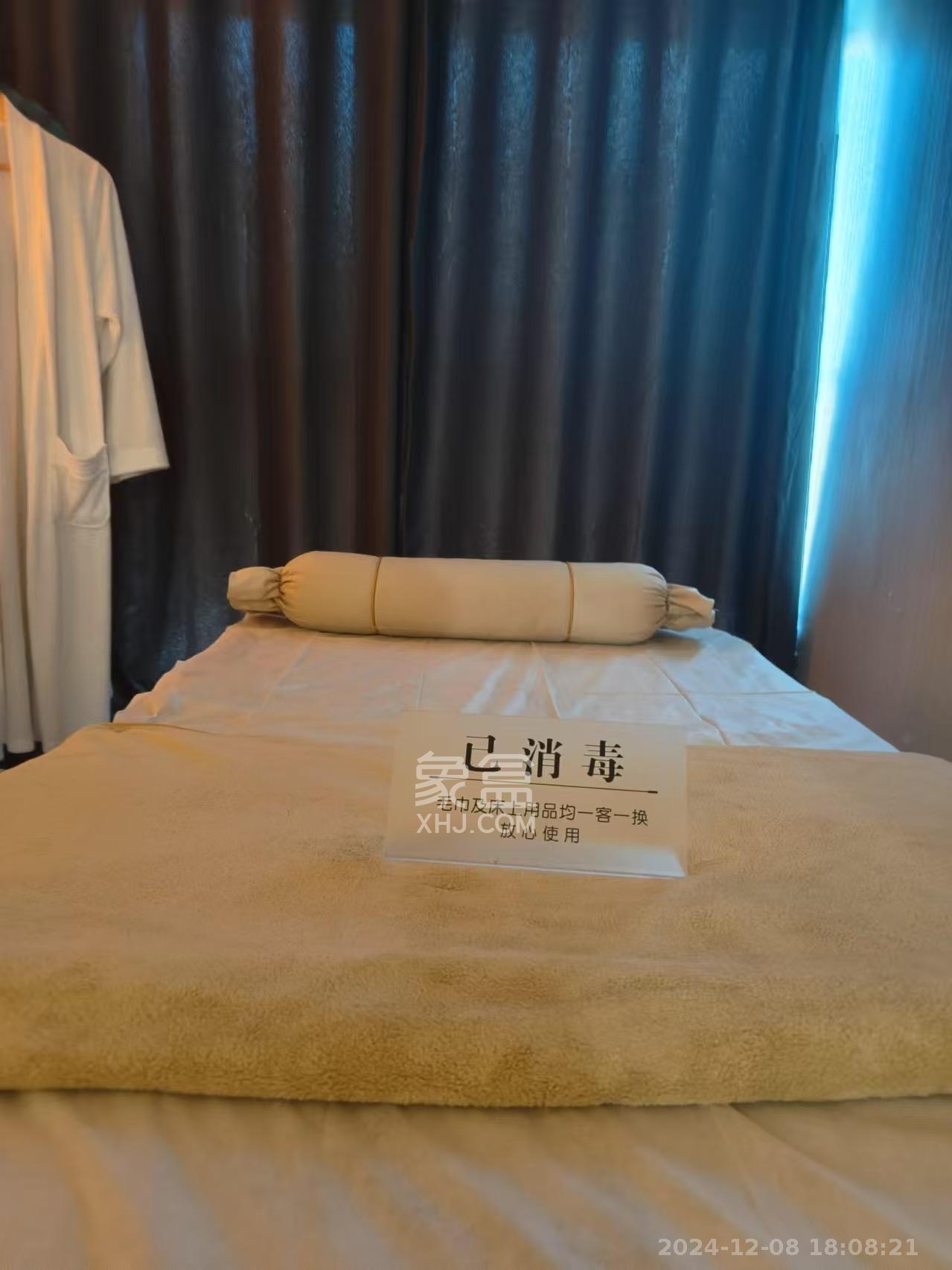 华远华时代  3室1厅2卫   4000.00元/月室内图