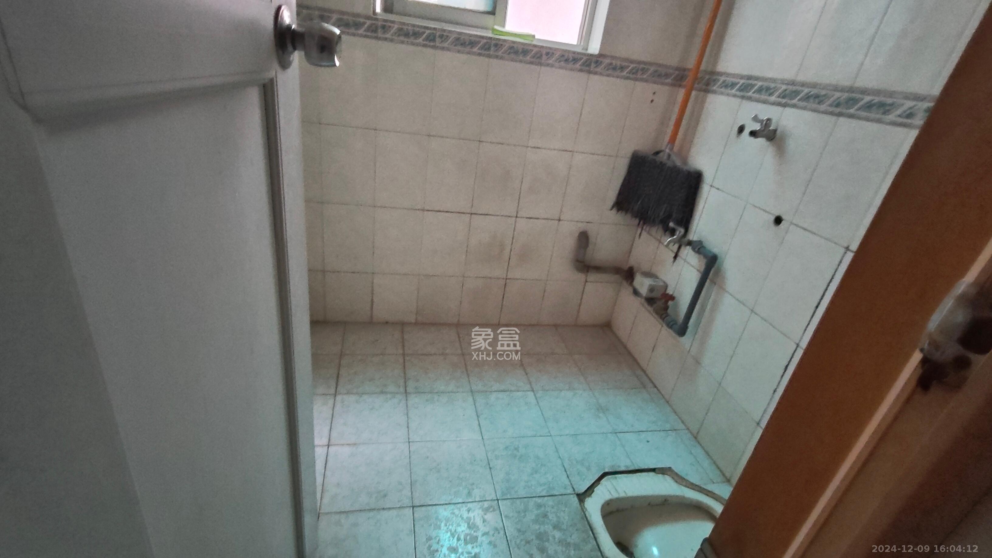 广宇园丁新村  4室5厅4卫   2800.00元/月室内图