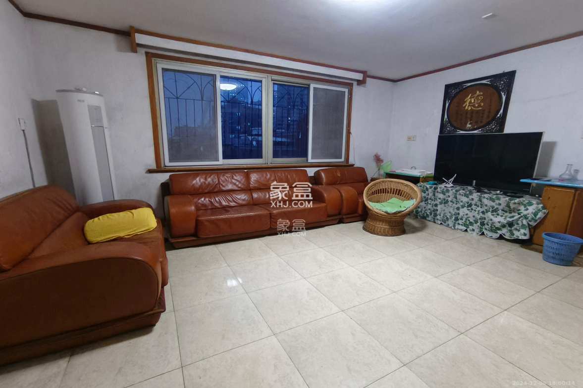 海利宿舍 2室2厅1卫 1280.0元/月 海利宿舍 2室2厅1卫 1280.0元/月室内图