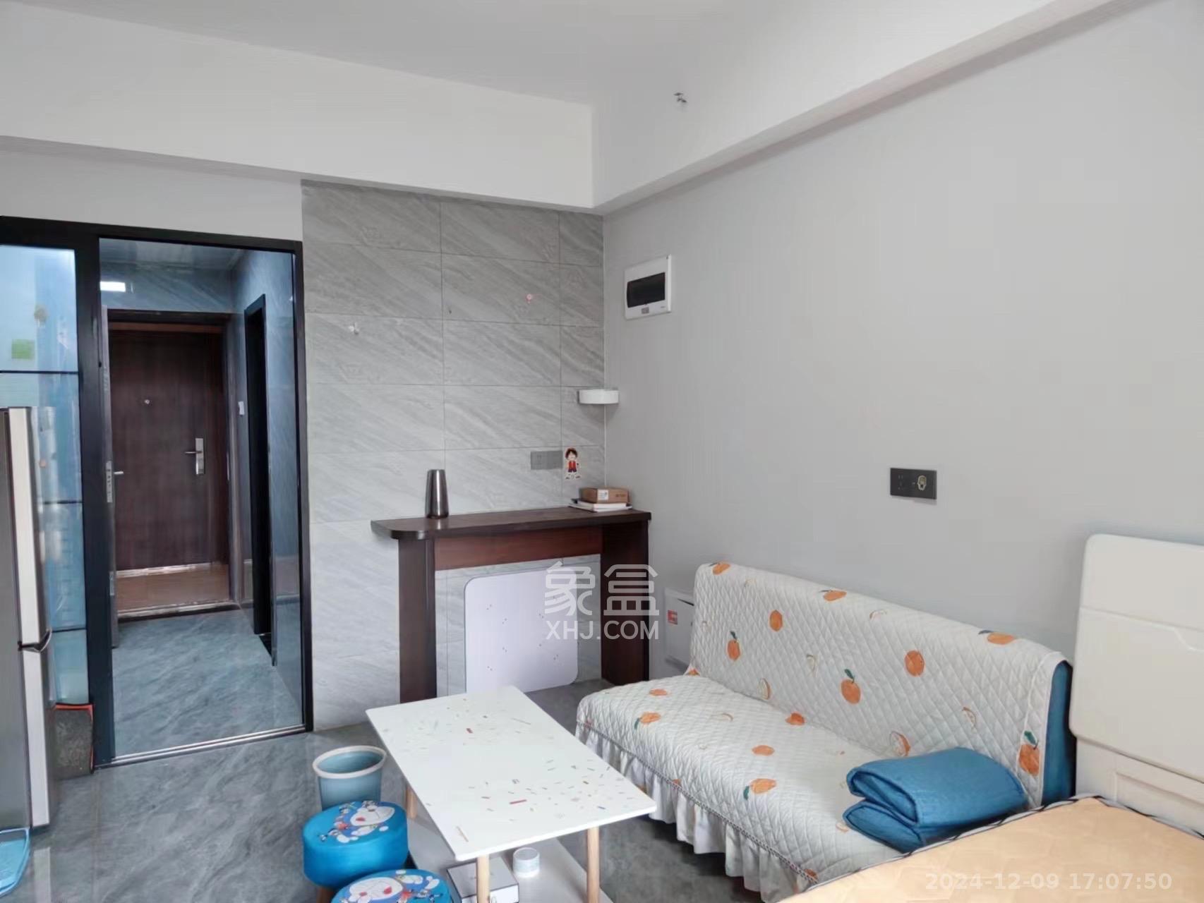 龙湖湘江星座(祺鑫星座公寓)  1室1厅1卫    1400.0元/月 龙湖湘江星座(祺鑫星座公寓)  1室1厅1卫    1400.0元/月室内图