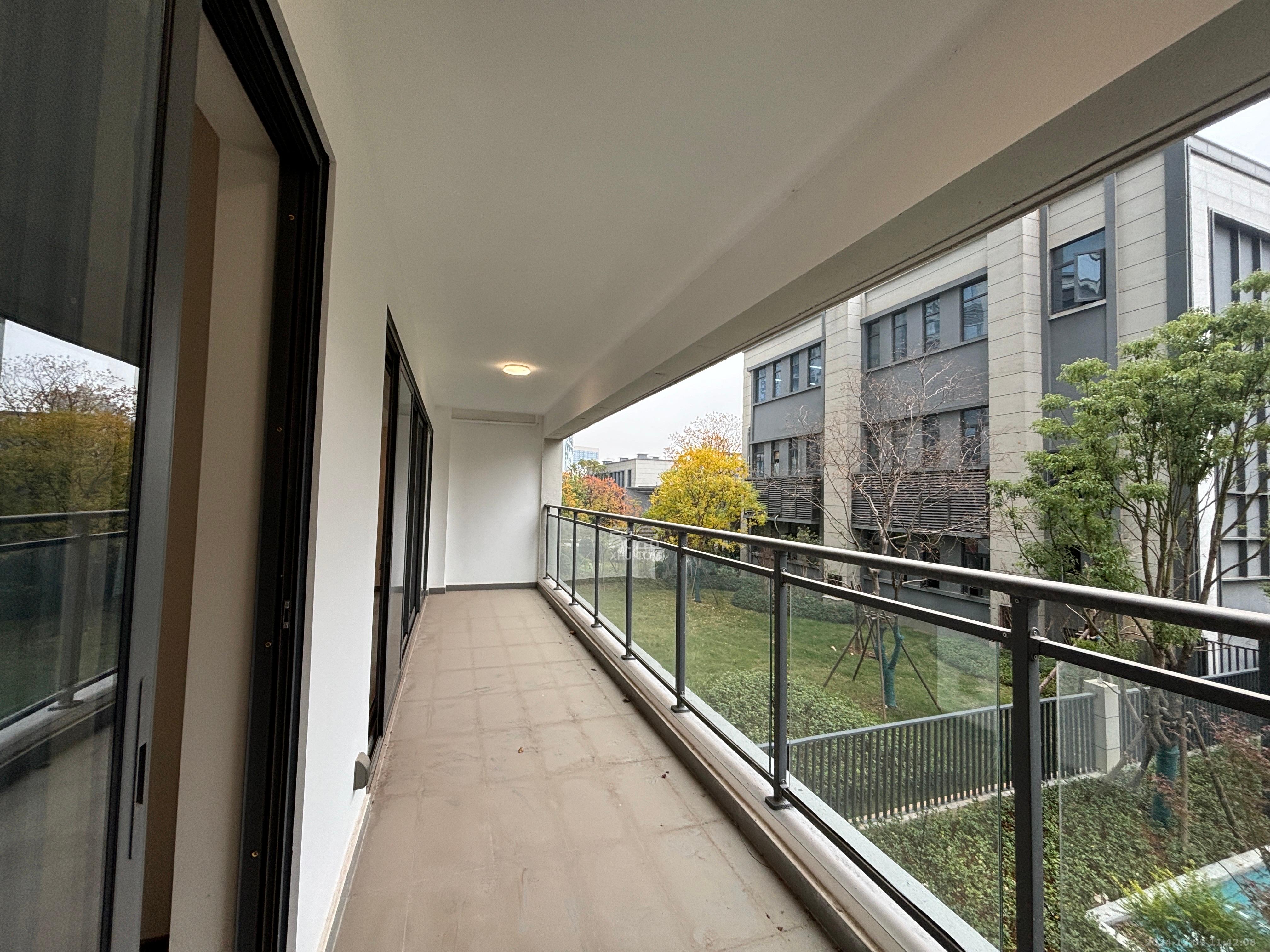 卓越洋湖晴翠 4室2厅2卫 4600.00元/月 卓越洋湖晴翠 4室2厅2卫 4600.00元/月室内图