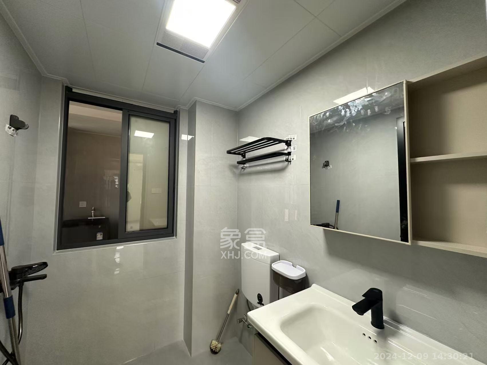 友兴家园  2室1厅1卫    2800.0元/月 友兴家园  2室1厅1卫    2800.0元/月室内图