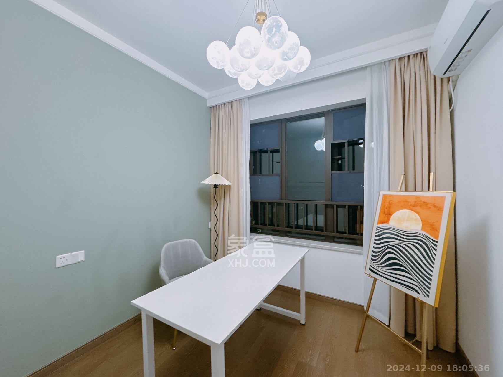 龙湖铂金中心(龙湖春江郦城)  3室2厅2卫    6800.0元/月 龙湖铂金中心(龙湖春江郦城)  3室2厅2卫    6800.0元/月室内图