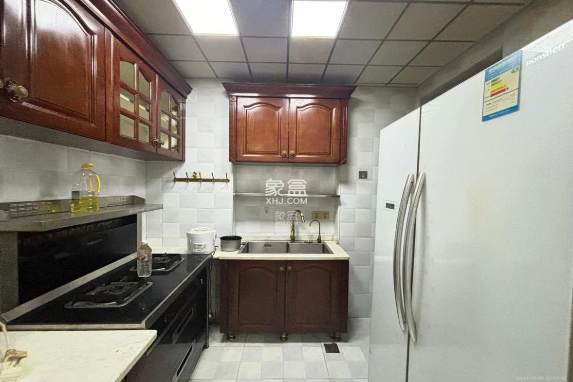 中南红领邦(红星嘉和苑) 2室1厅1卫 2400.0元/月 中南红领邦(红星嘉和苑) 2室1厅1卫 2400.0元/月室内图