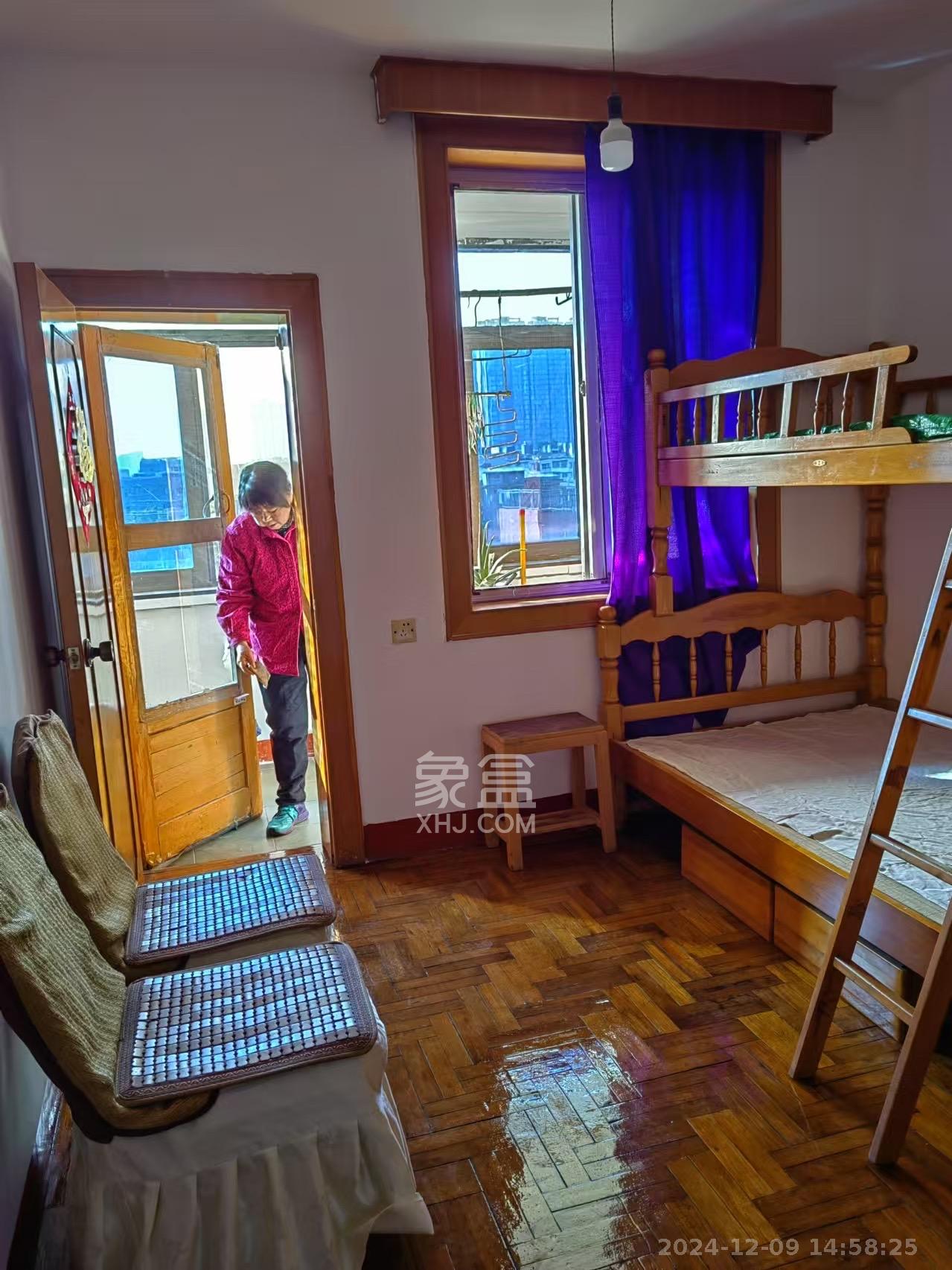 金科园 3室2厅1卫 1800.0元/月 金科园 3室2厅1卫 1800.0元/月室内图